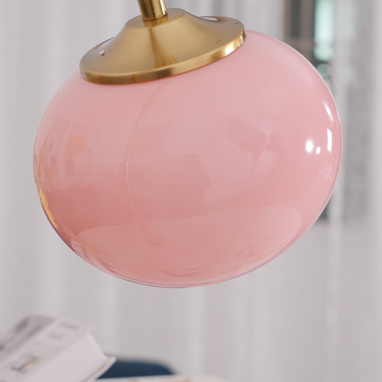 Scandinavian Cream Ball Table Lamp For Living Room M454