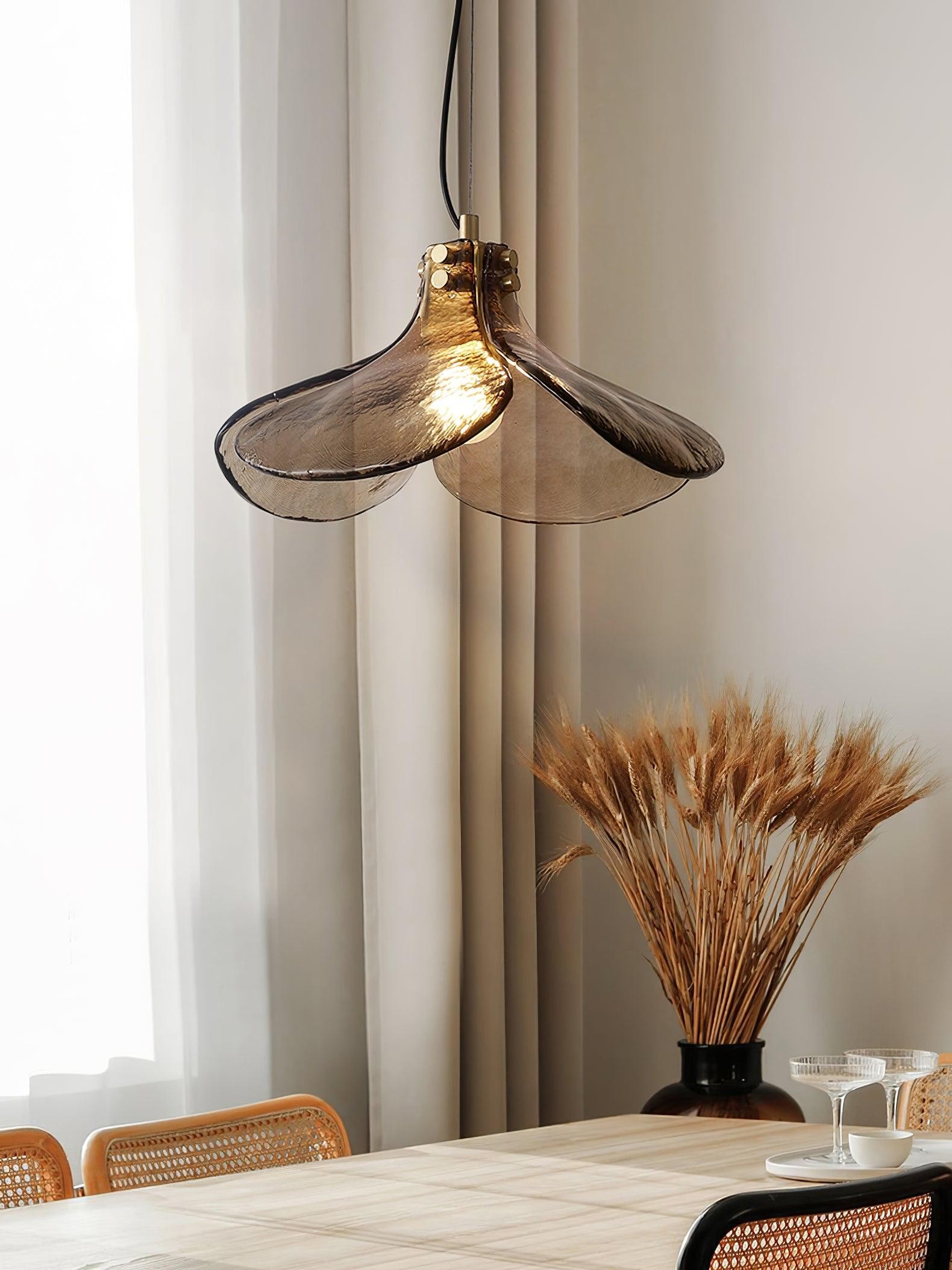 Vintage Clover Pendant Light M458