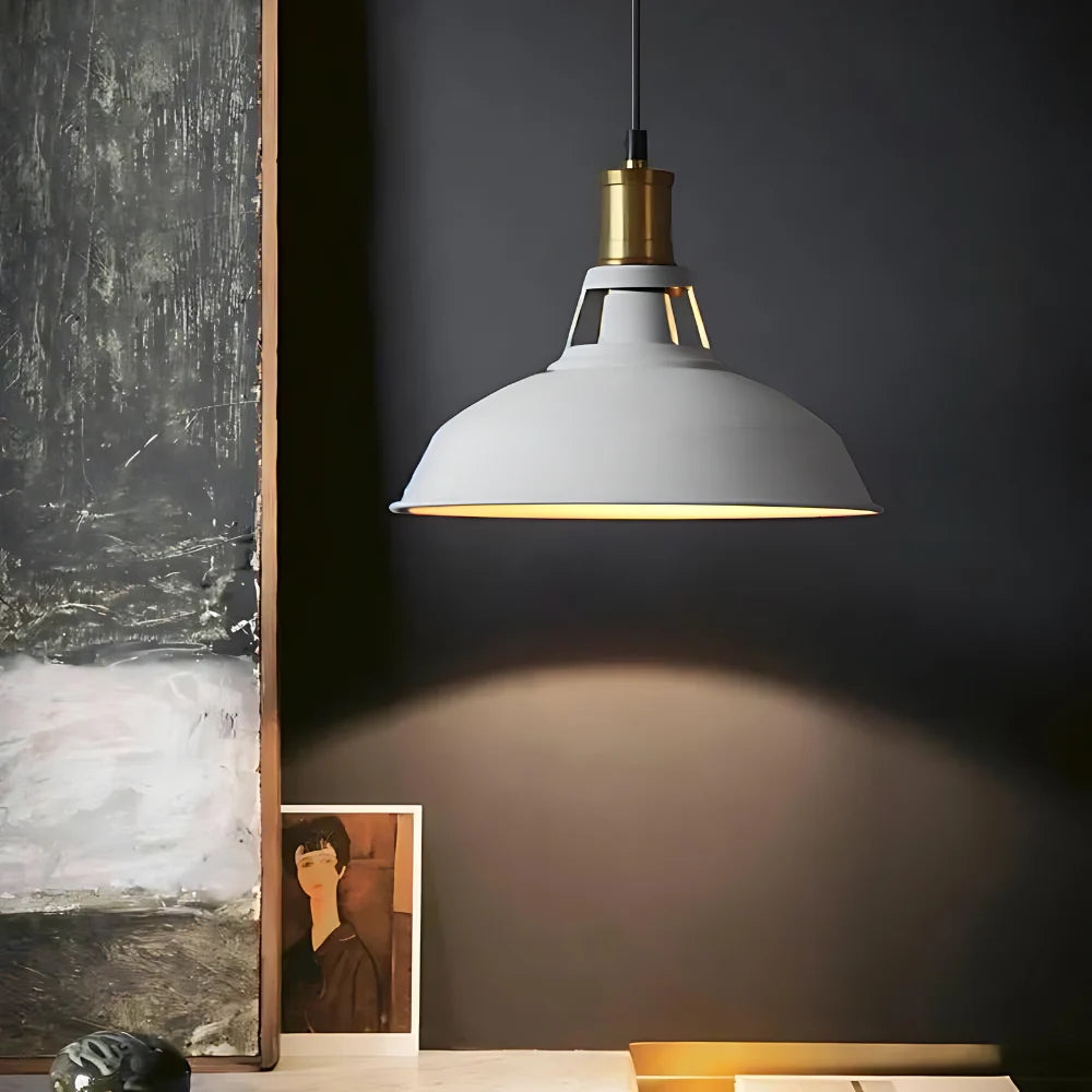 The Timeless Classic Pendant Light D835