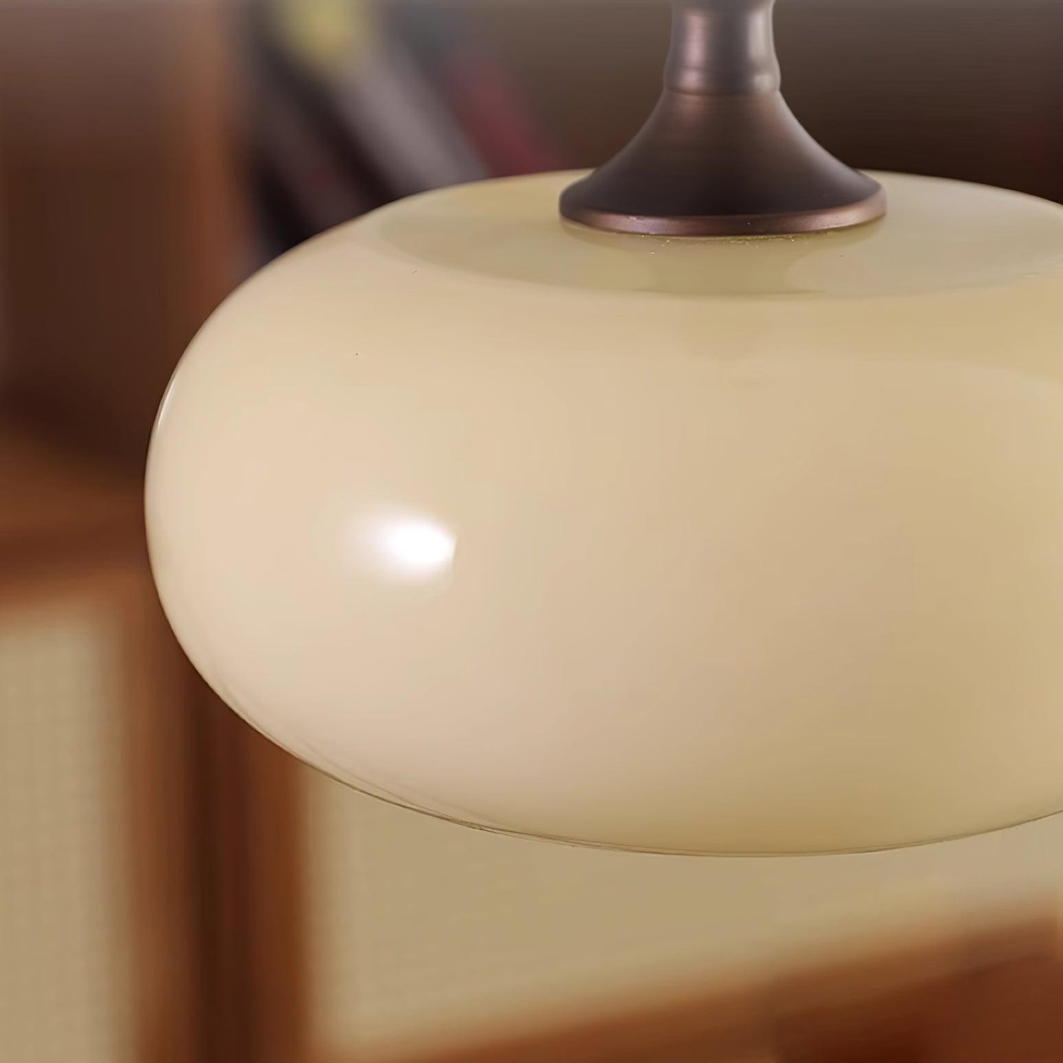 Modern Simple Cream Smooth Small Pendant Lamp M265