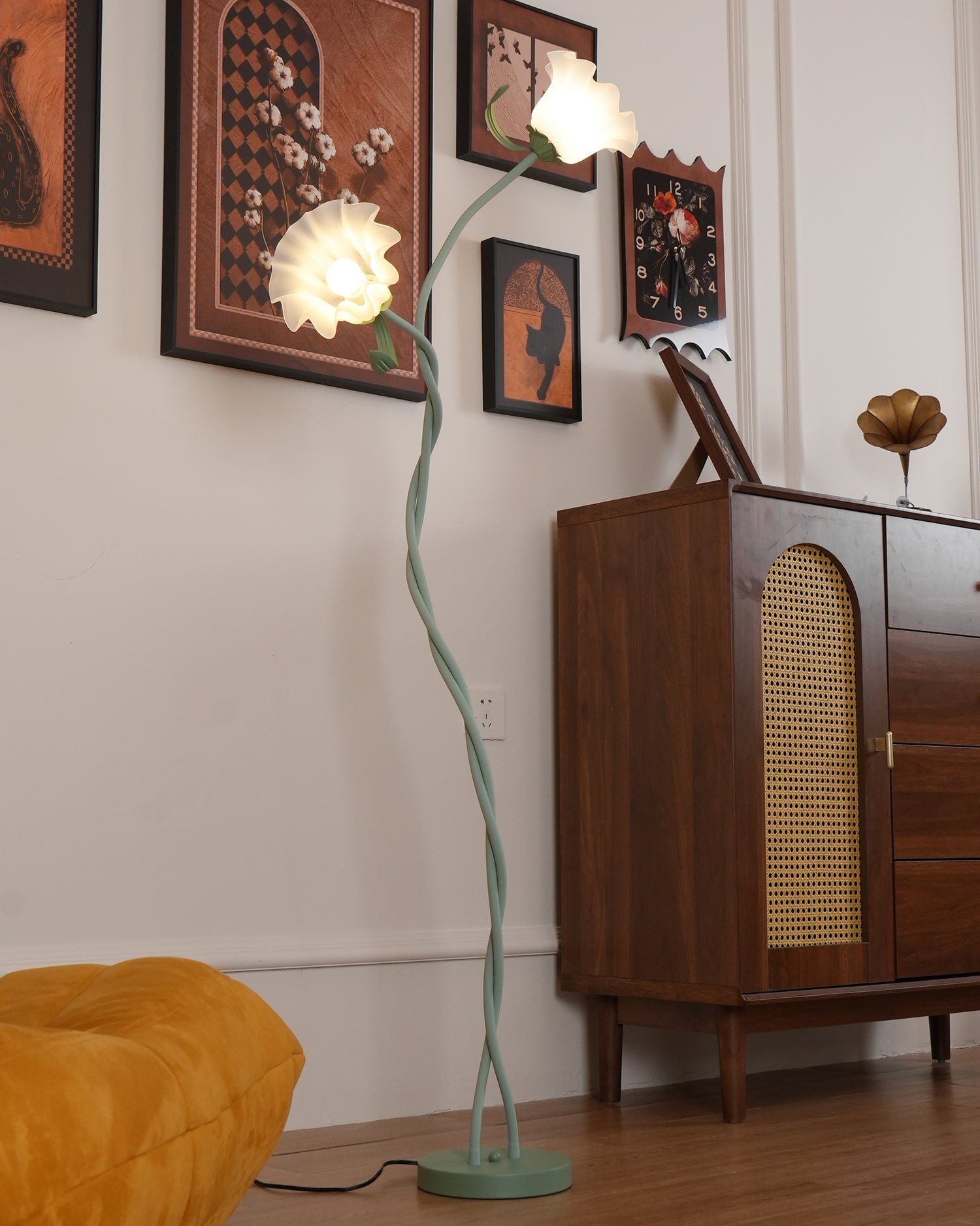 Creative Multi-Head Winding Flower Shape Floor Lamp M175