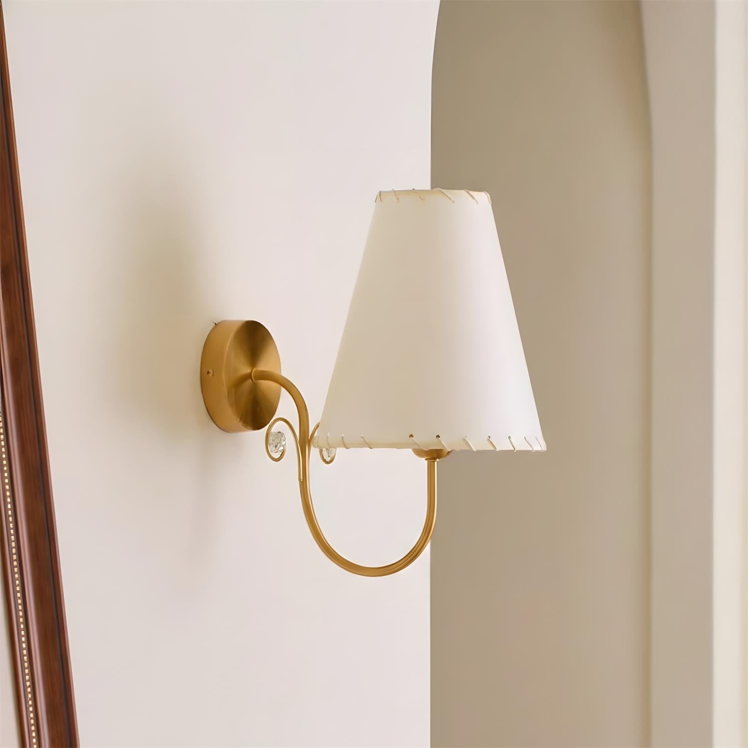 Gentle Bend Wall Lamp D333