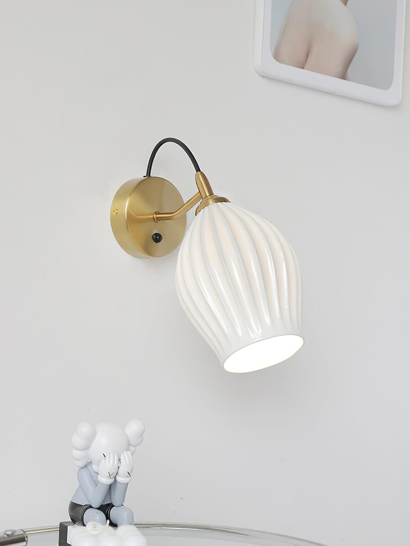 Cream Style Ceramic Ribbed Wall lamp M79