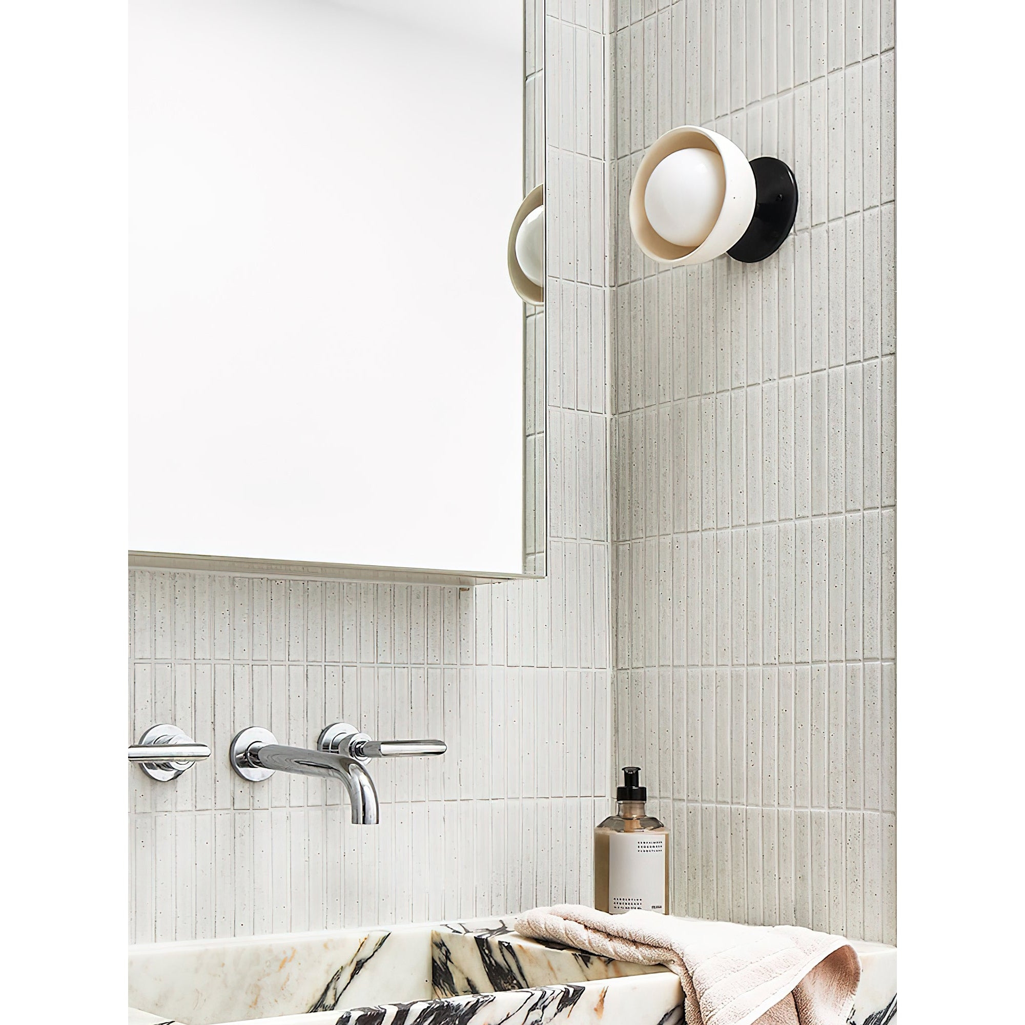 Terra Surface Wall Lamp D670