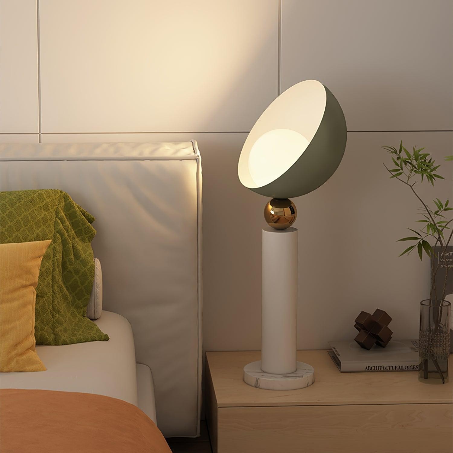 Cream Style Metal Table Lamp M366