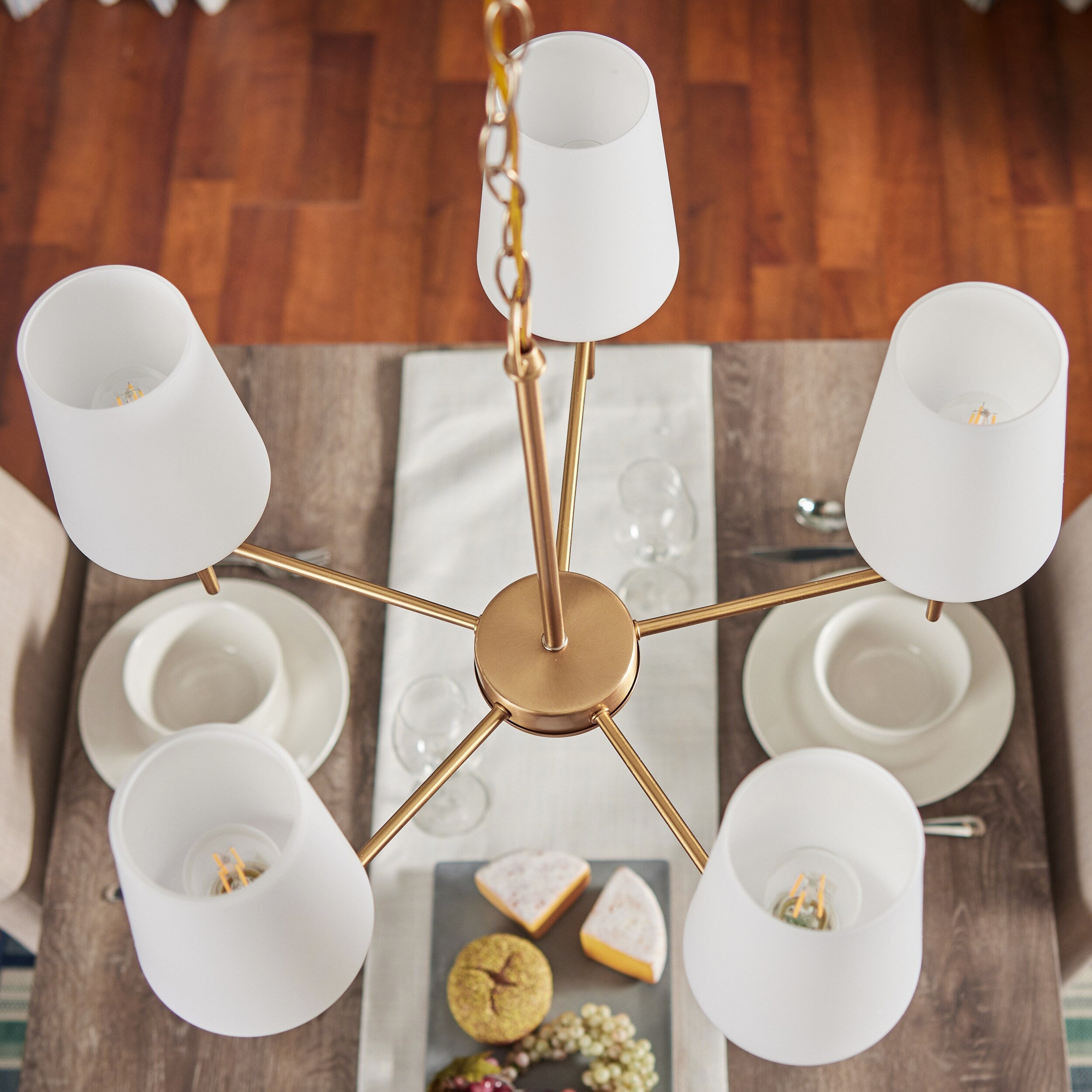 Driscoll Chandelier D513