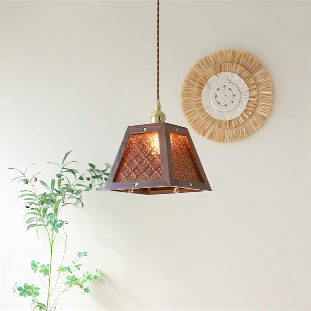 Retro Pattern Glass Pendant Lamp M399