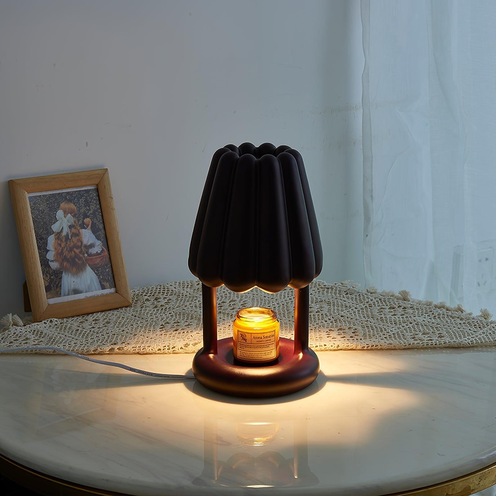 Ice Cream Flocked Resin Table Lamp M566