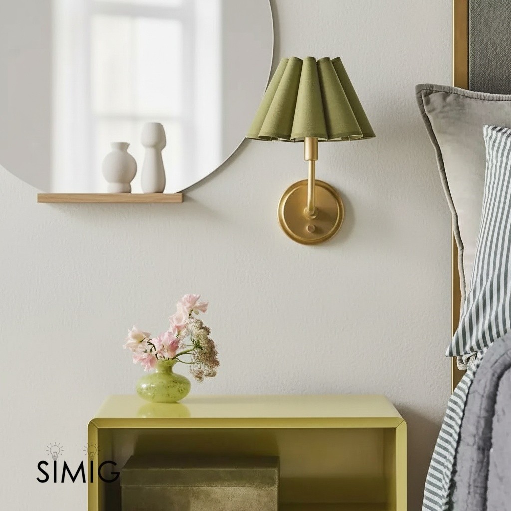 Capirise Scalloped Linen Brass Wall Lamp T228