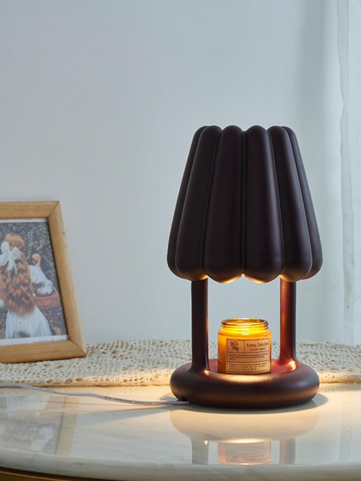 Ice Cream Flocked Resin Table Lamp M566