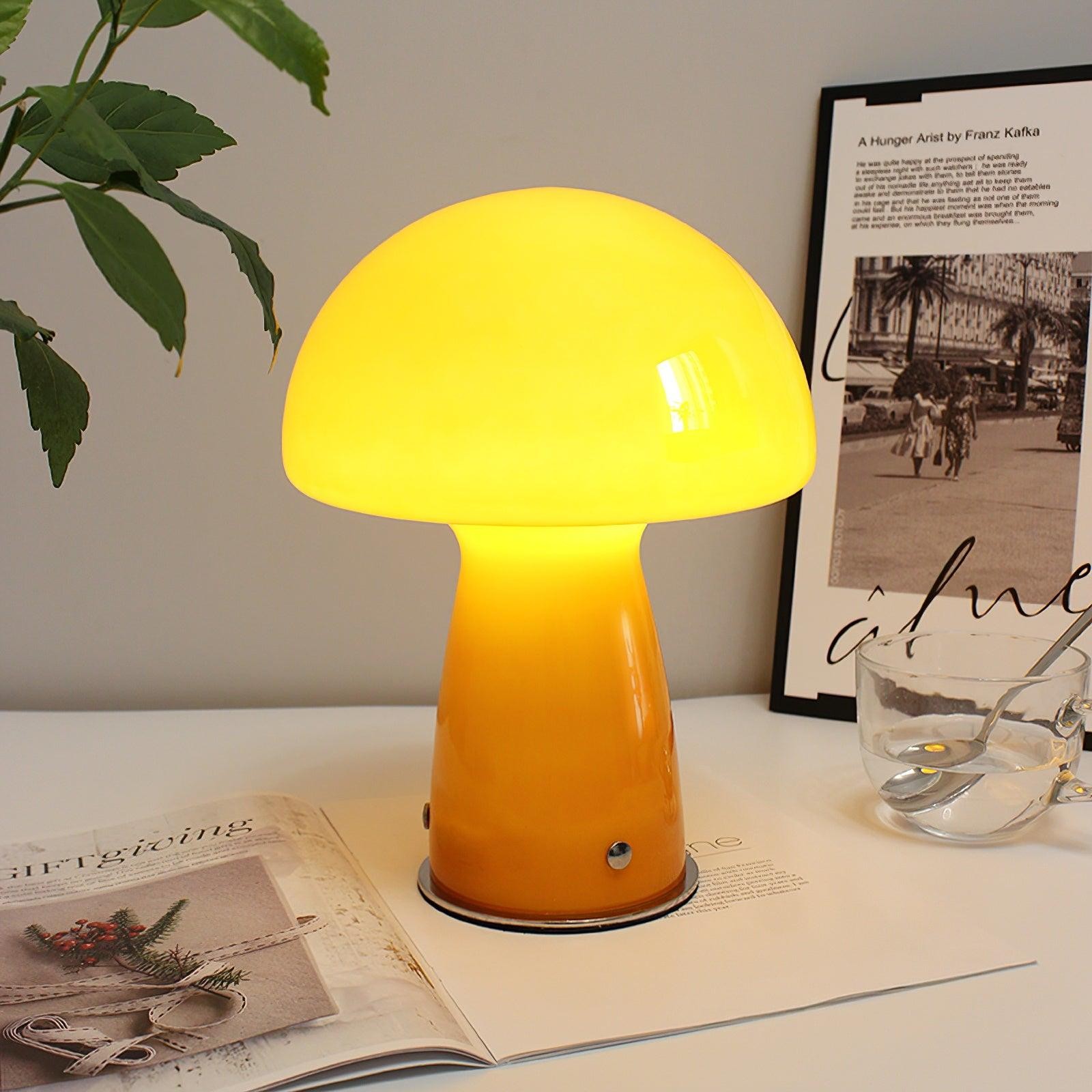 Vintage Bauhaus Glass Mushroom Table Lamp S79