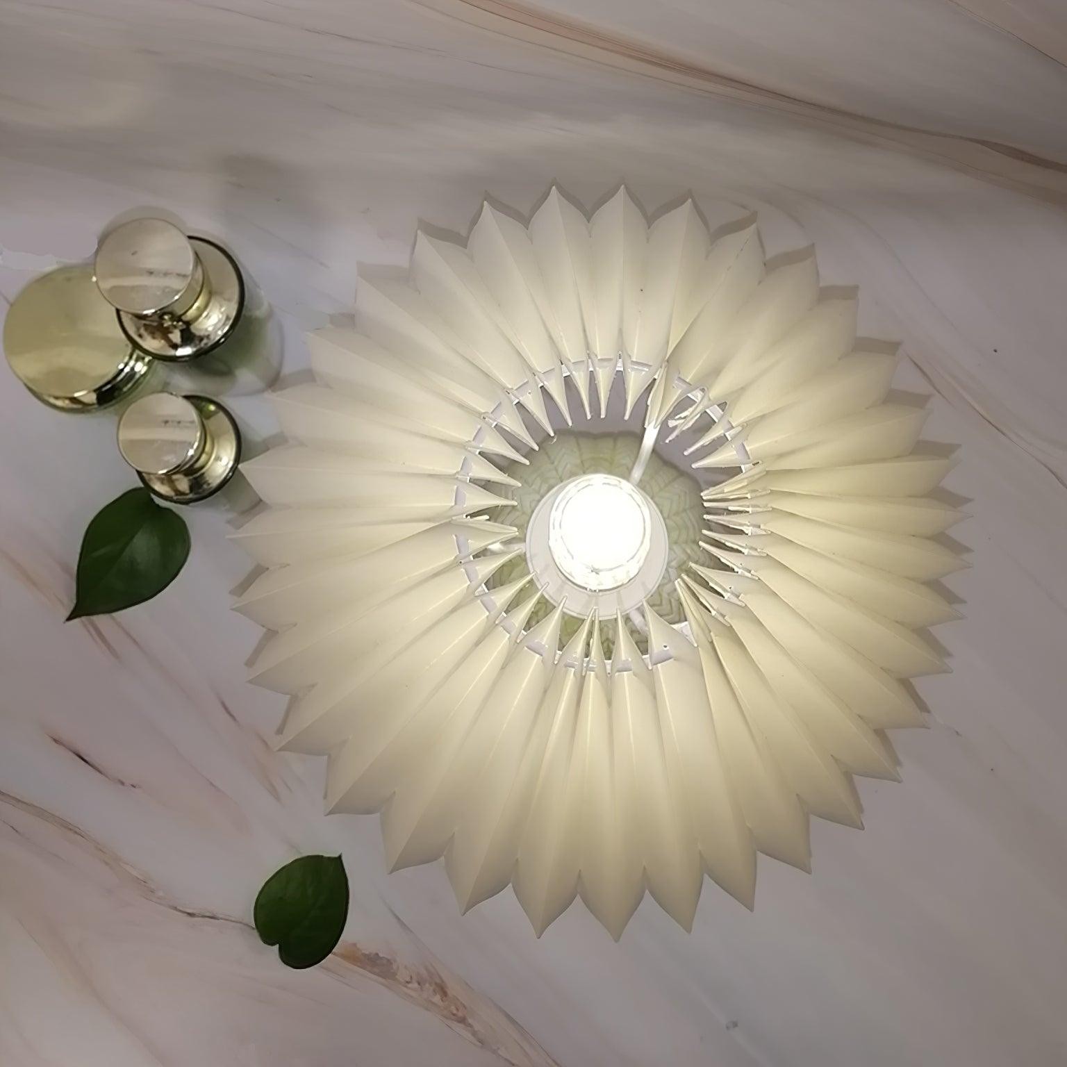Vintage Pleated Table Lamp M307