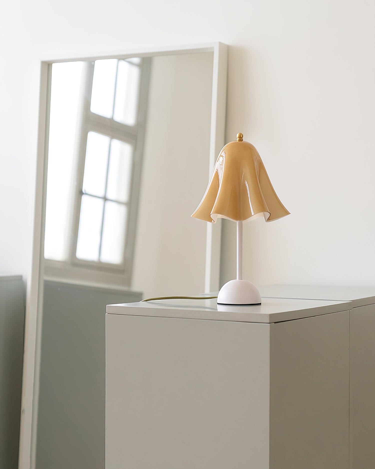 Bellis Table Lamp D106