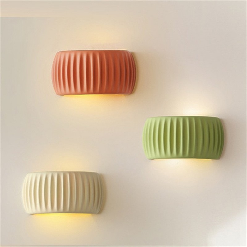 Modern Cream Style Resin Fluted Wall Lamp S150
