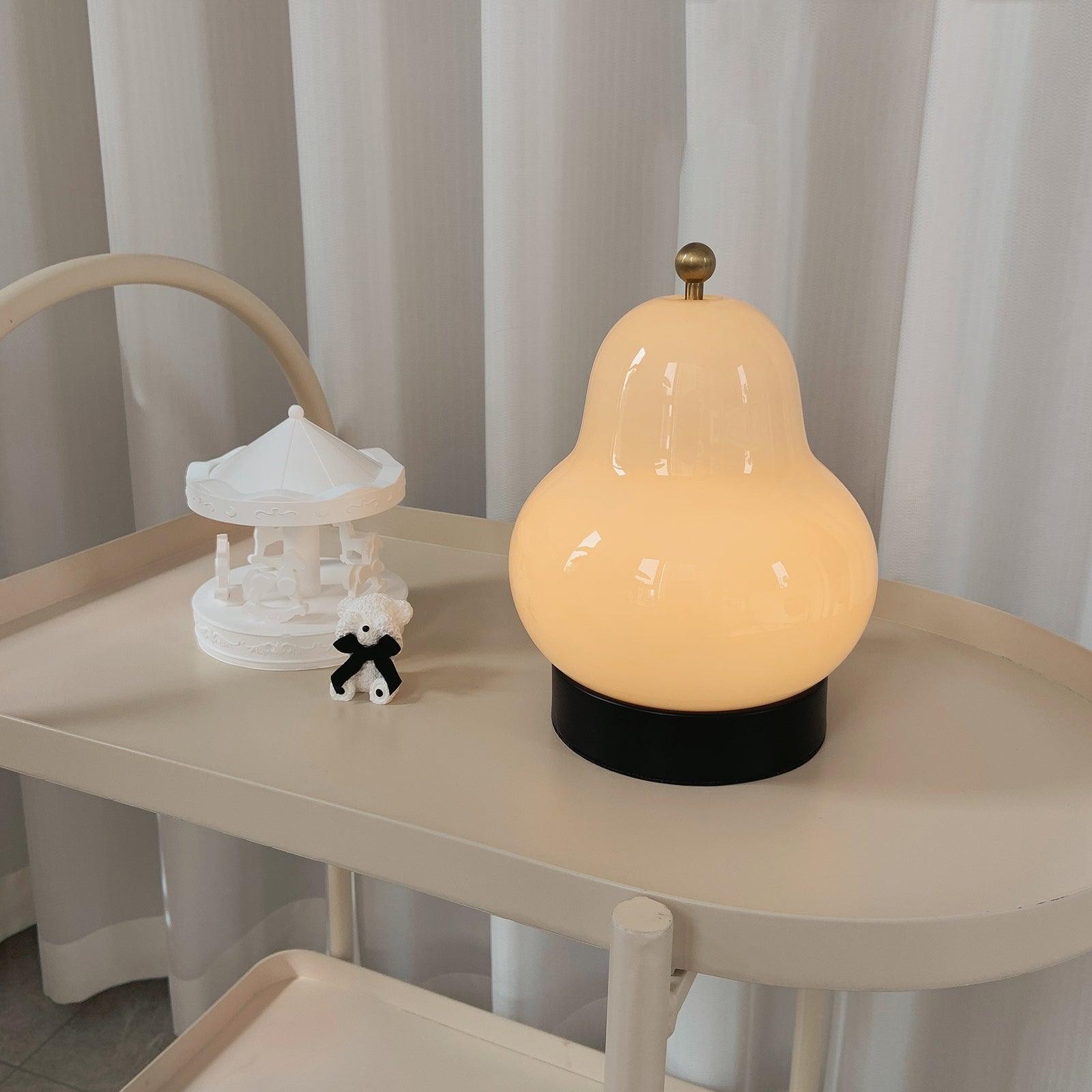 Cute Pear Shaped Table Lamp M441