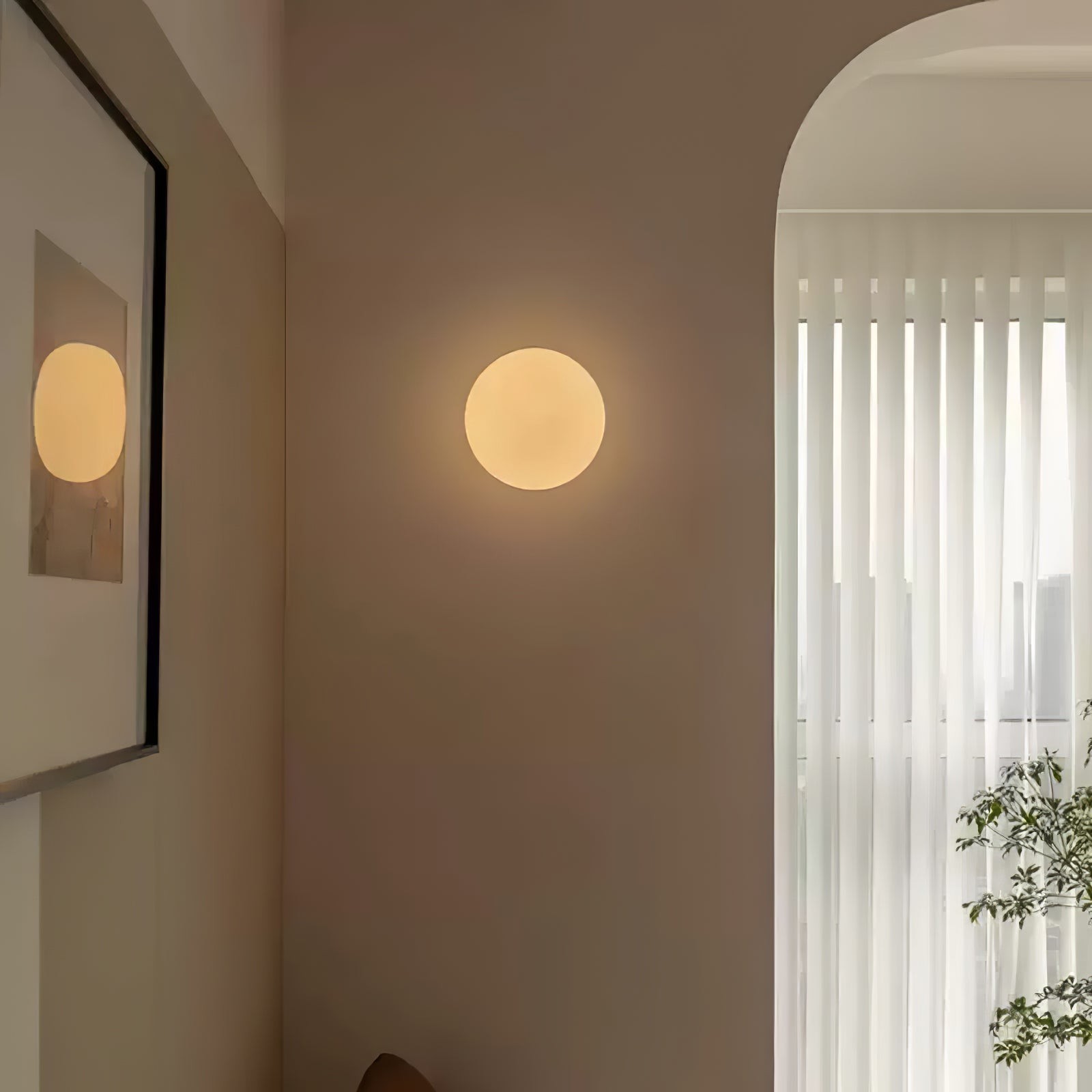 Minimalist Bauhaus Orb Style Wall Lamp M65