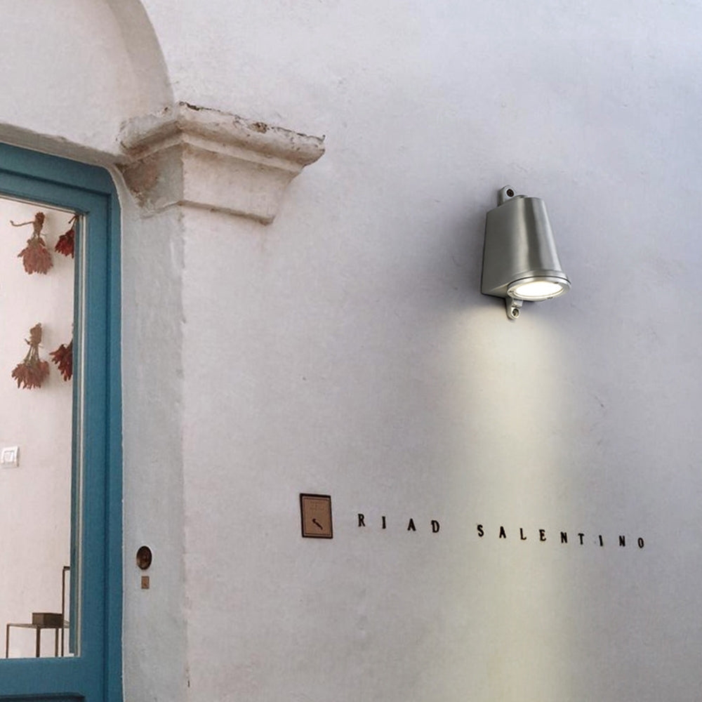 Industrial Metal Bell-Shaped IP65 Waterproof Outdoor Wall Light D876