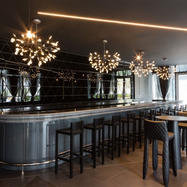 Scandinavian Branching LED Chandelier for Living Room