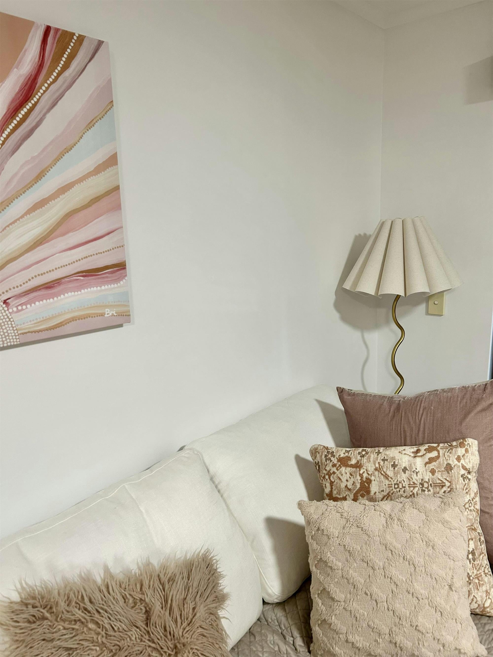 Cora Floor Lamp D705