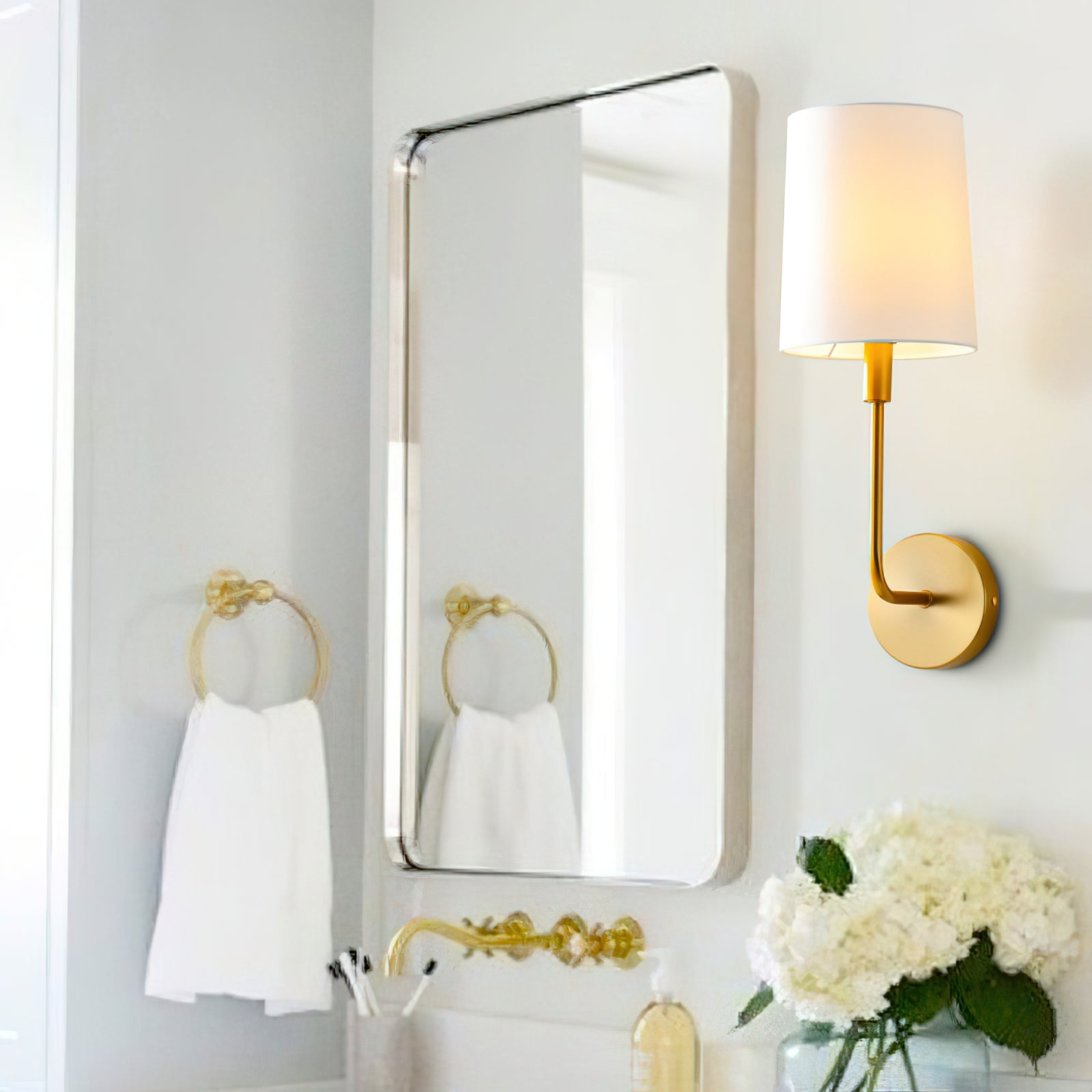 Jaxson Wall Lamp D602