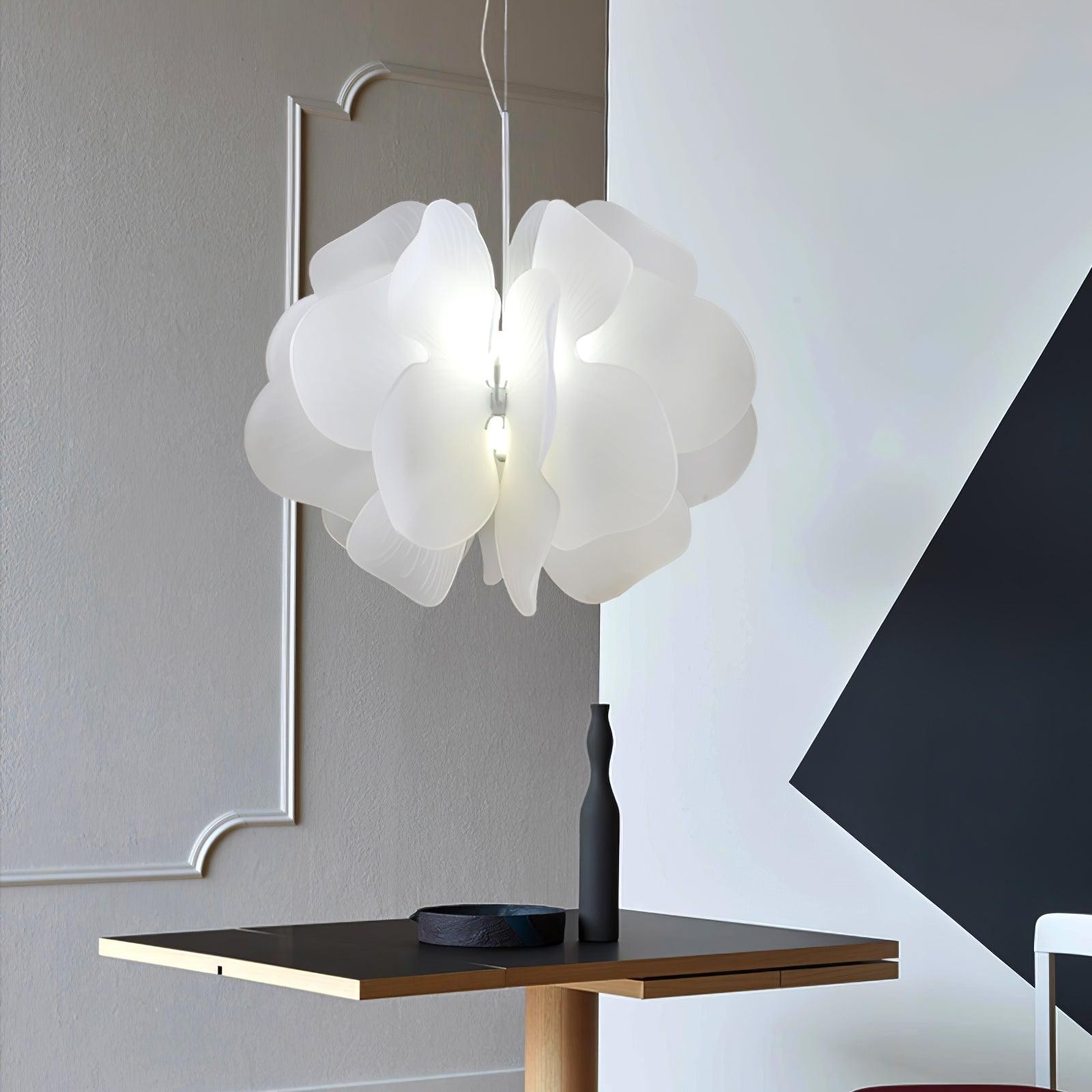 Modern Plastic Flower Design Pendant Lamp M43