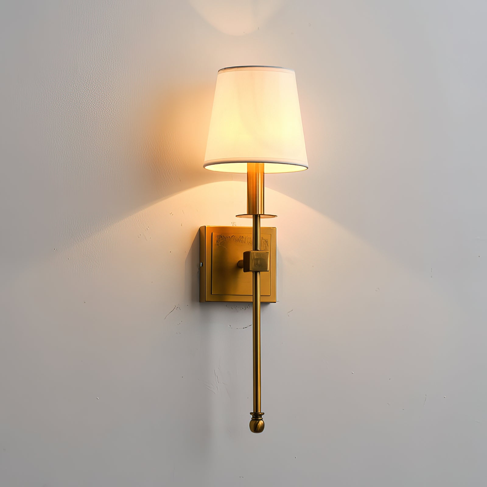 Monroe Wall Lamp D731