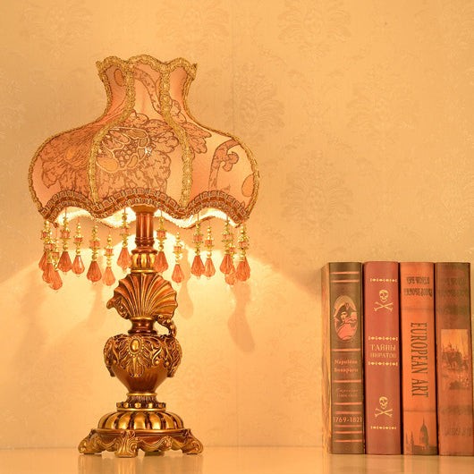 Traditional European Pink Pattern Lampshade Table Lamp M12