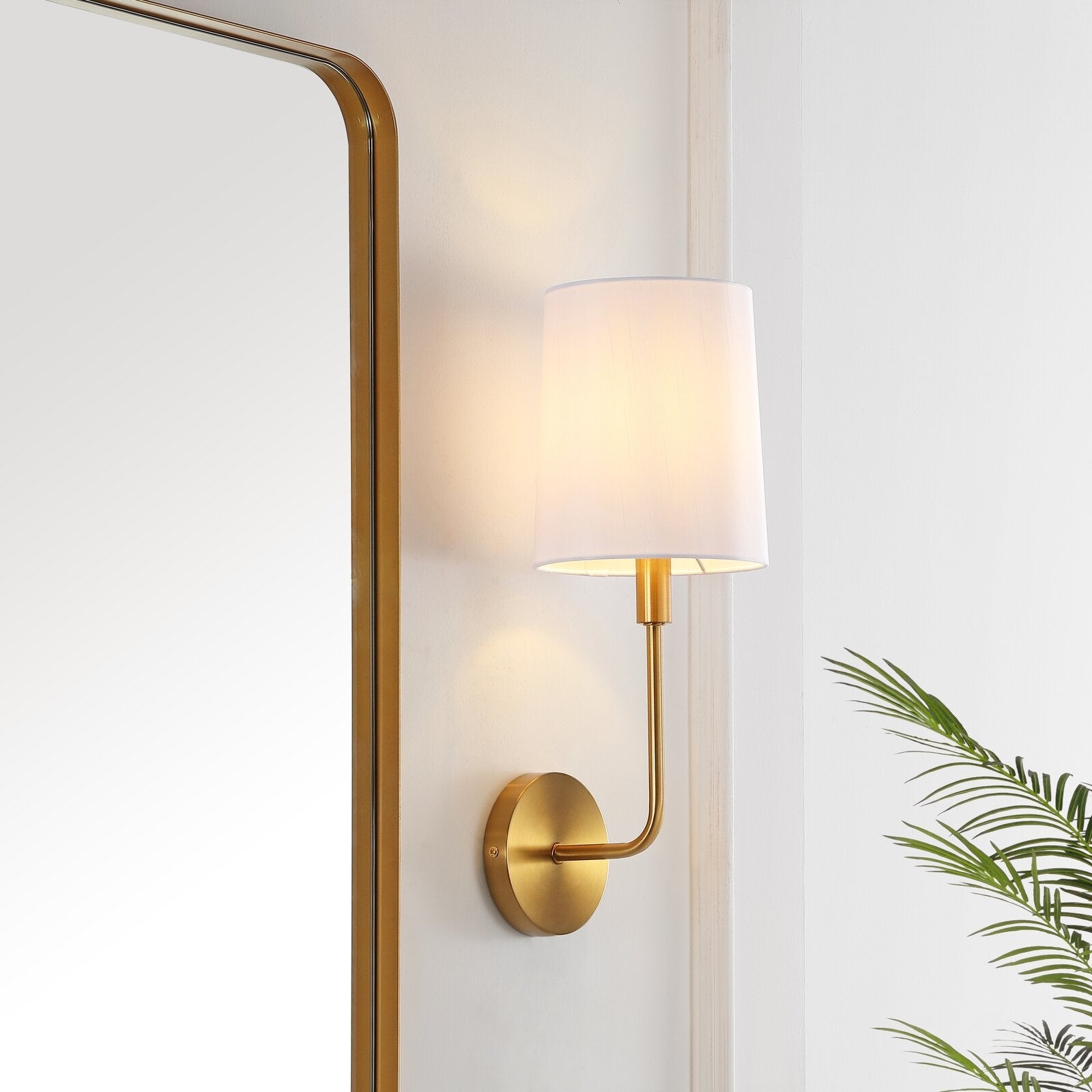 Jaxson Wall Lamp D602