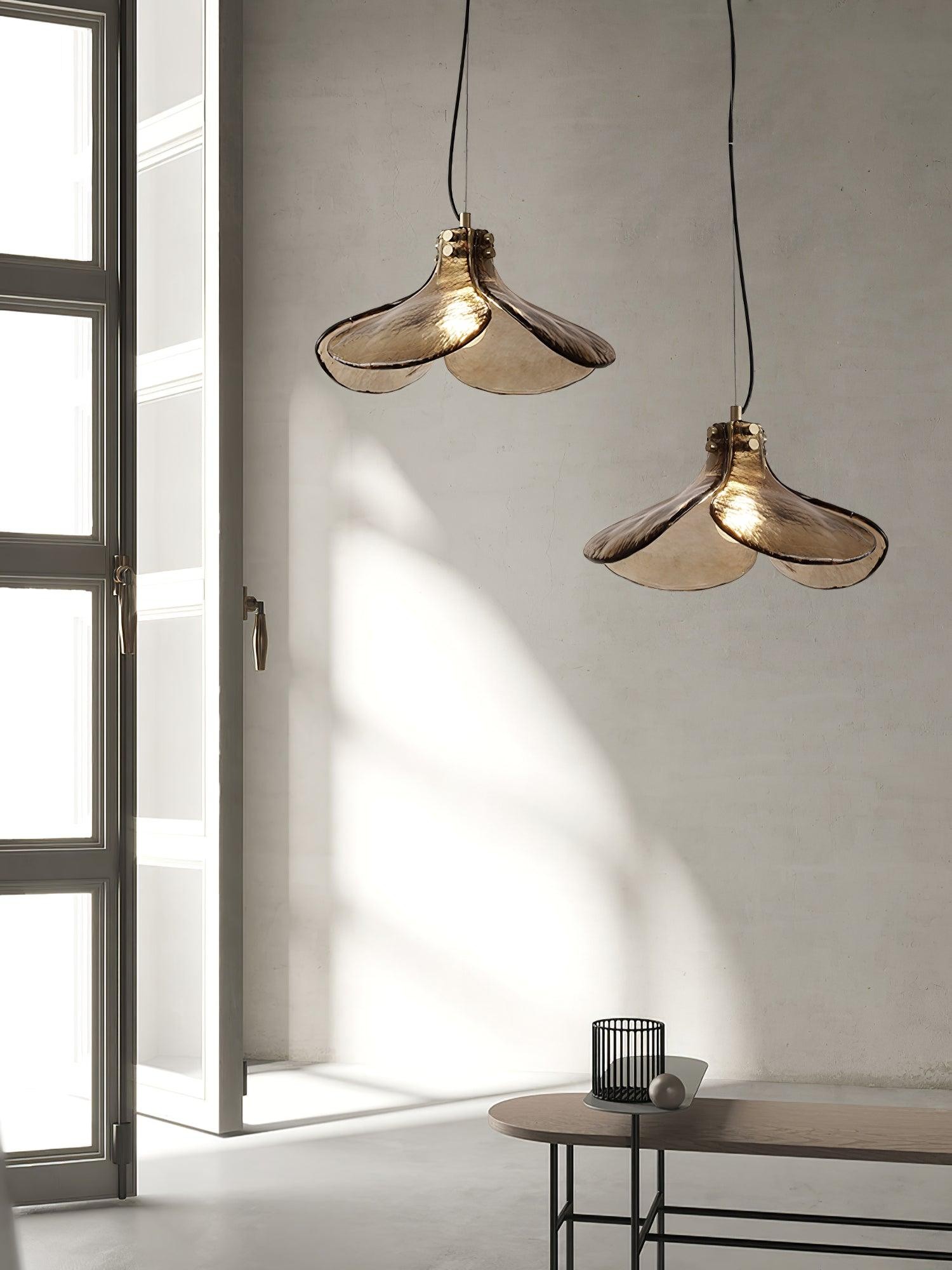 Vintage Clover Pendant Light M458
