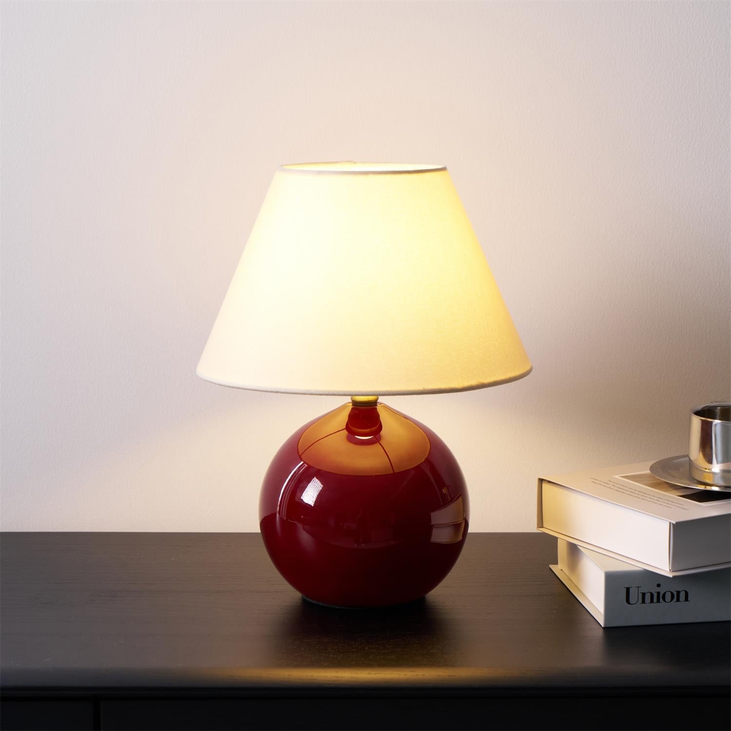 Red Nanu Table Lamp D26