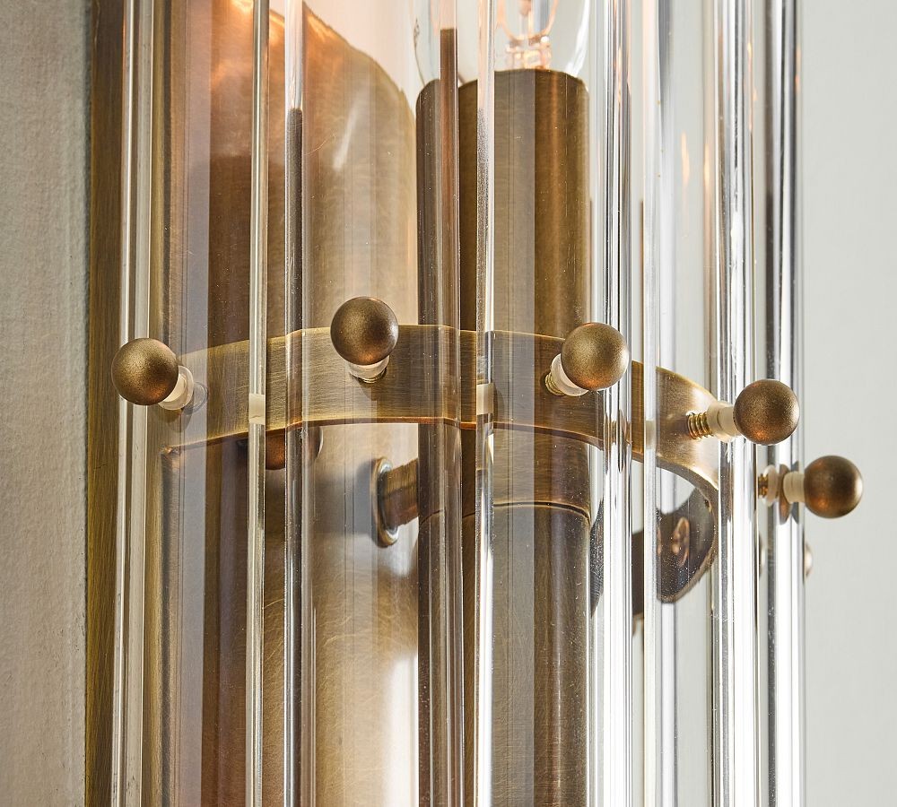Lumora Crystal Wall Sconce – Elegant Lighting for Hallway & Bedroom T140