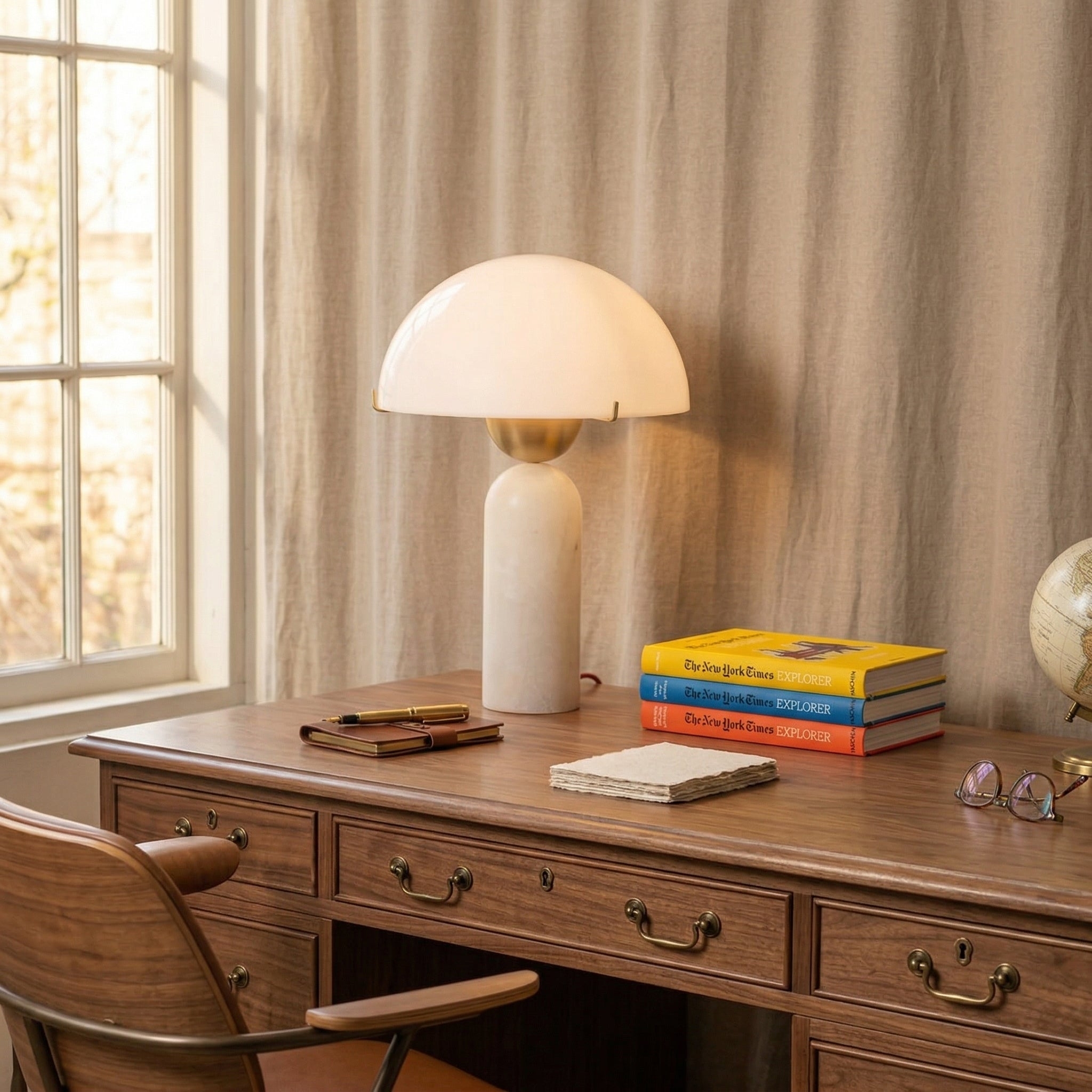 Peono Alabaster Table Lamp D440