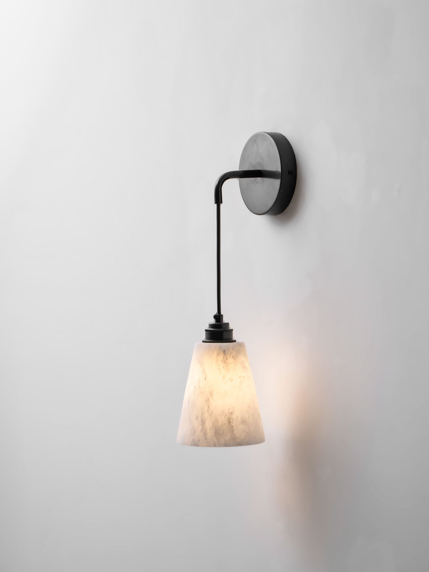 Droplet Alabaster Wall Lamp D403