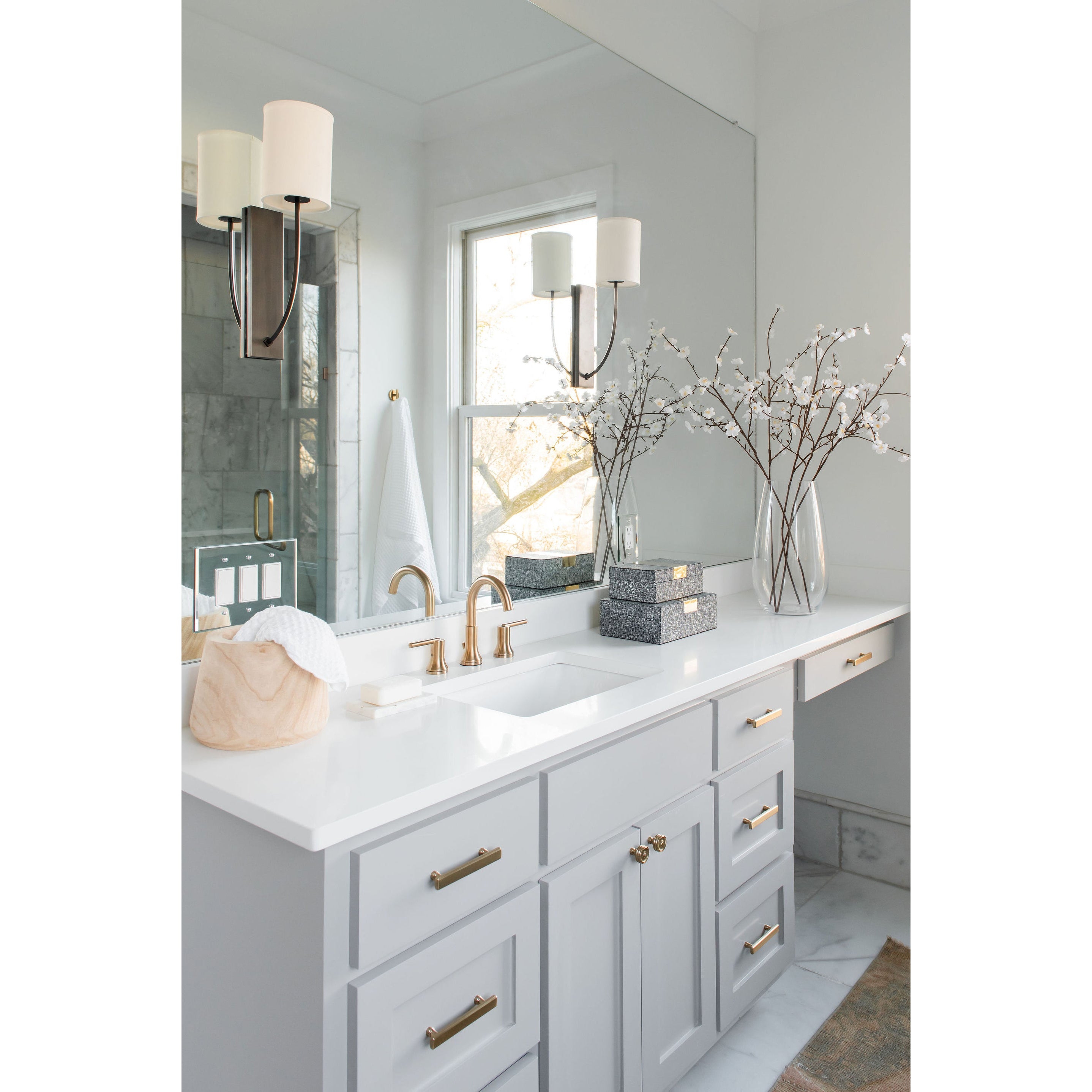 Colton Wall Lamp D555