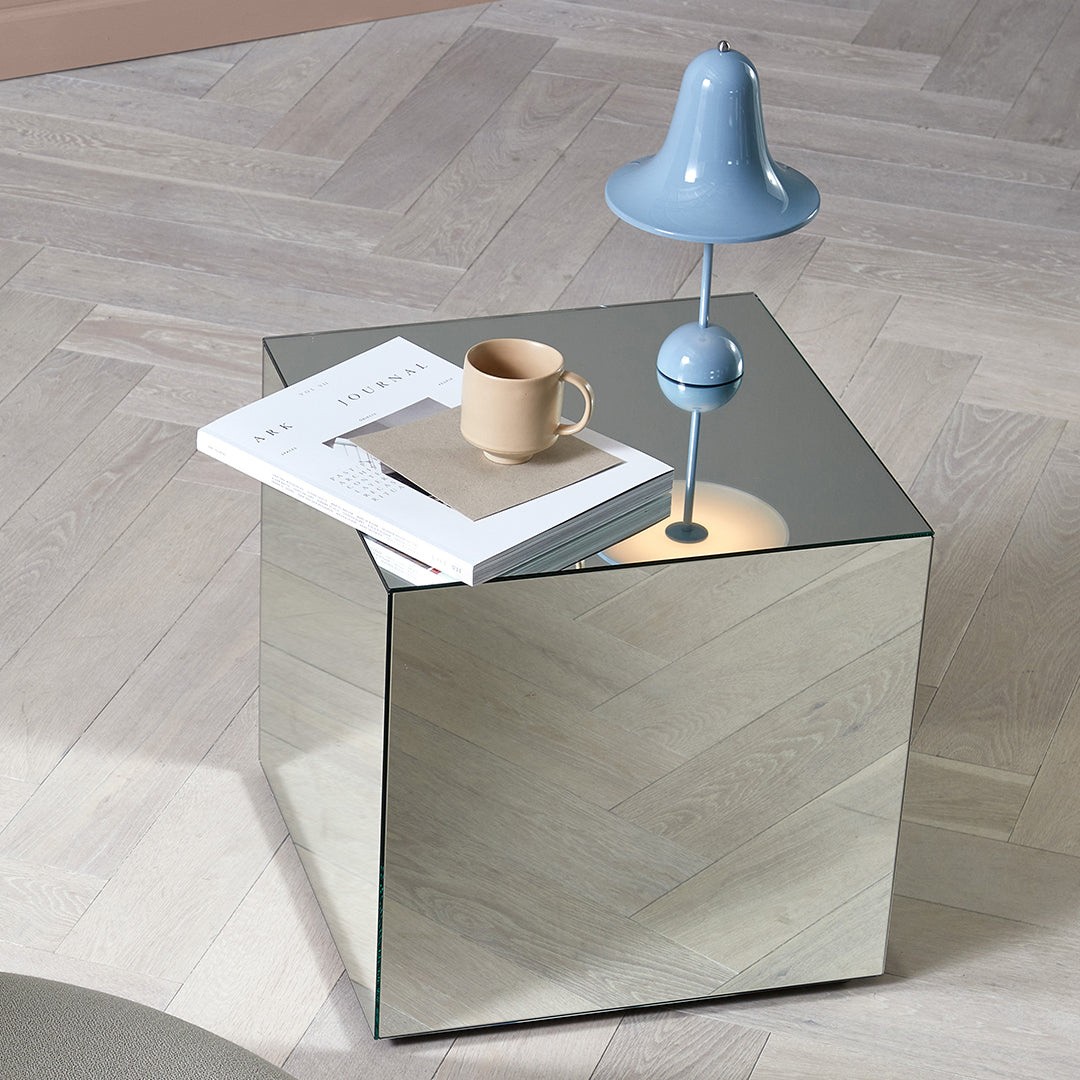 Modern Pantop Portable Table Lamp For Bedroom S52