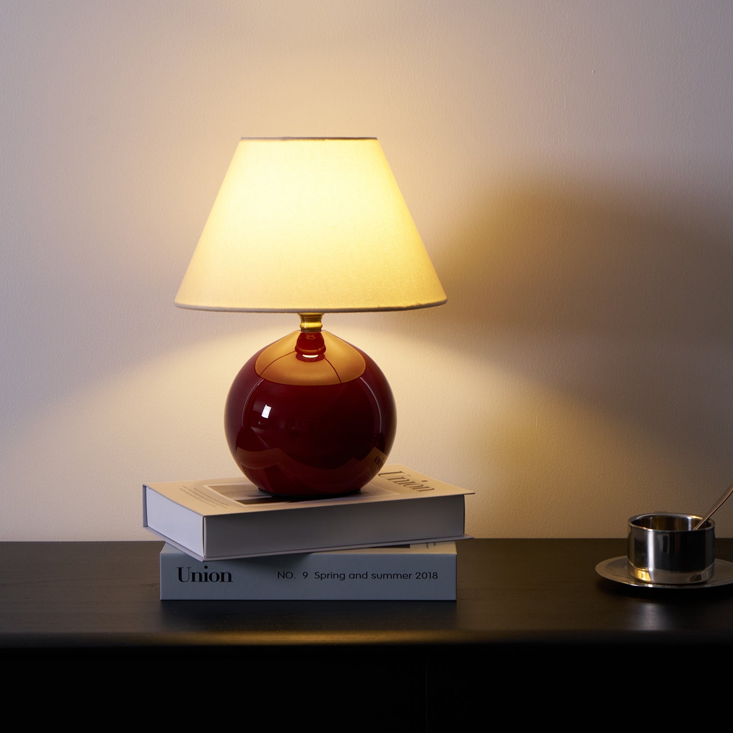 Red Nanu Table Lamp D26