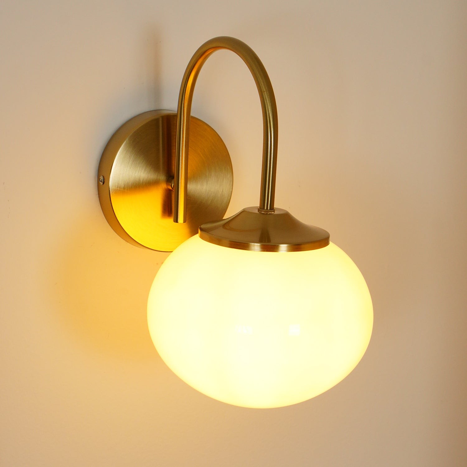 Traditional Round Classic Wall Lamp M361