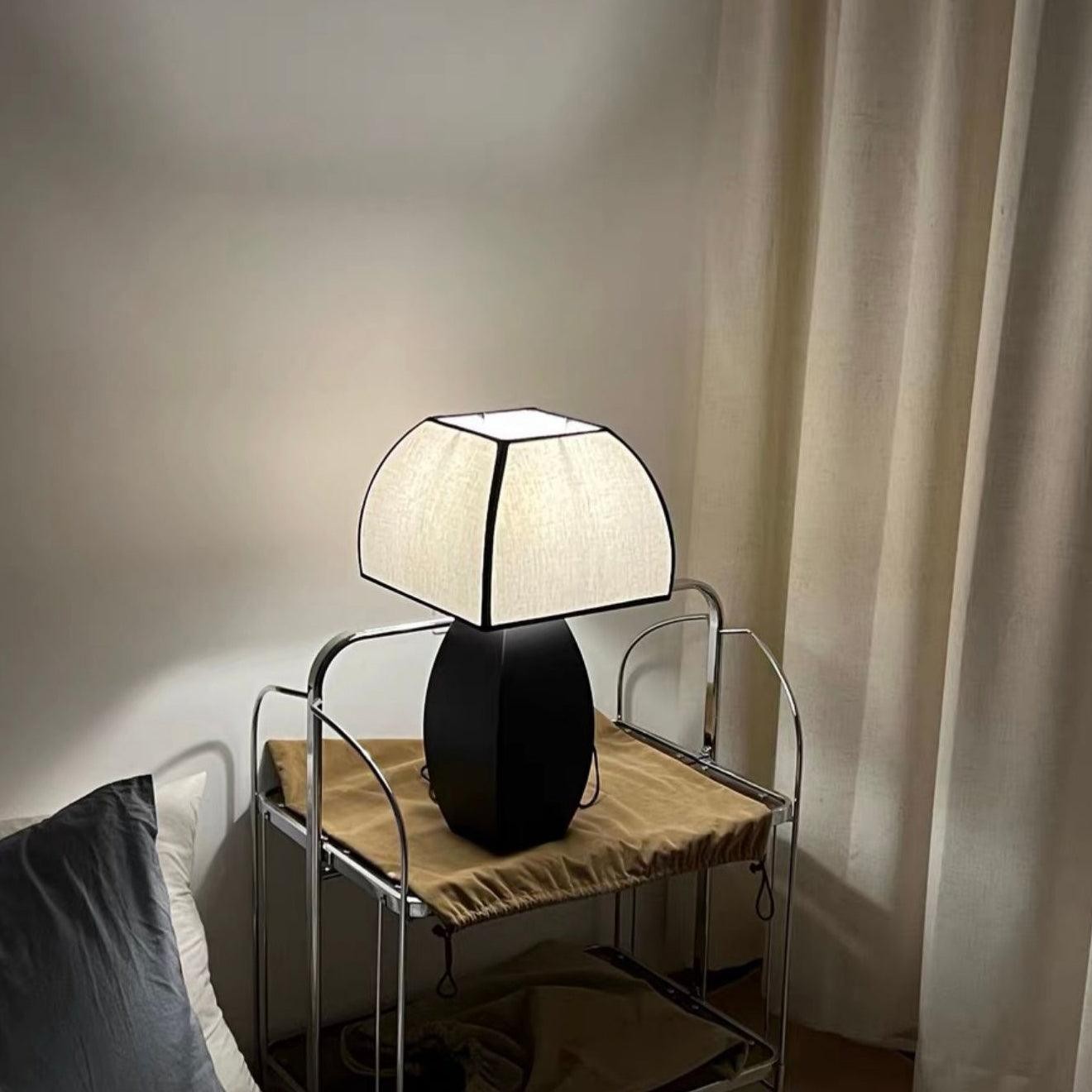 Retro Metal Mushroom Fabric Table Lamp M549