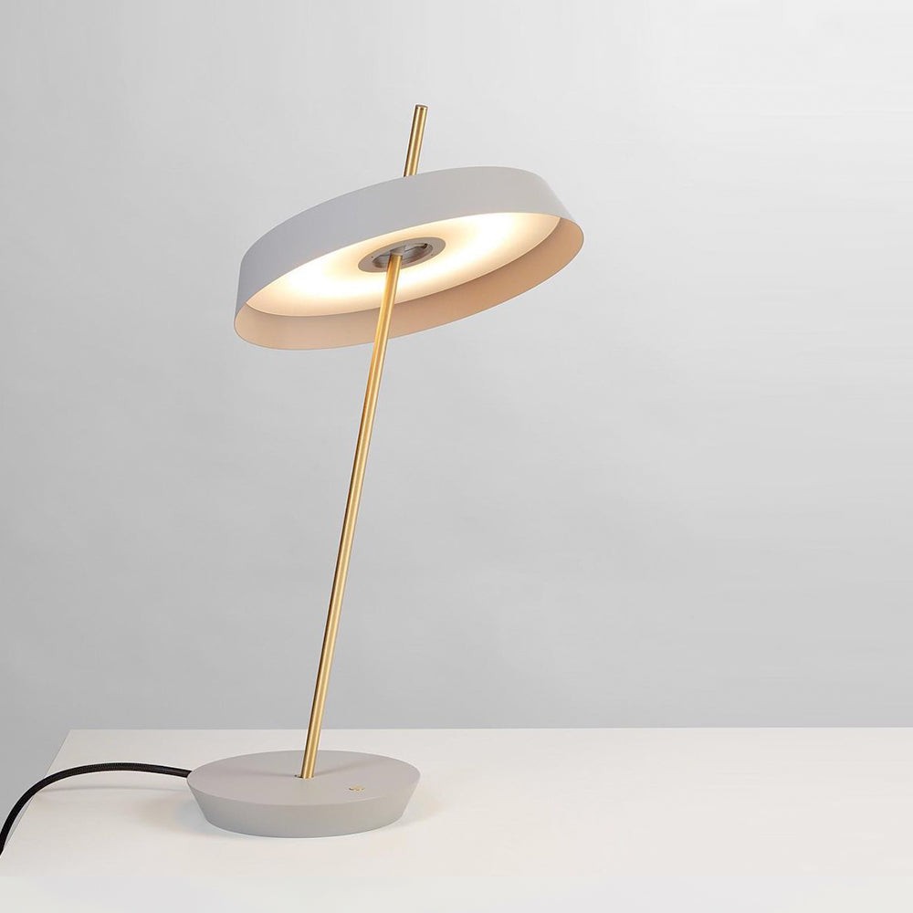 Modern Art Decor Table Lamp For Living Room M339