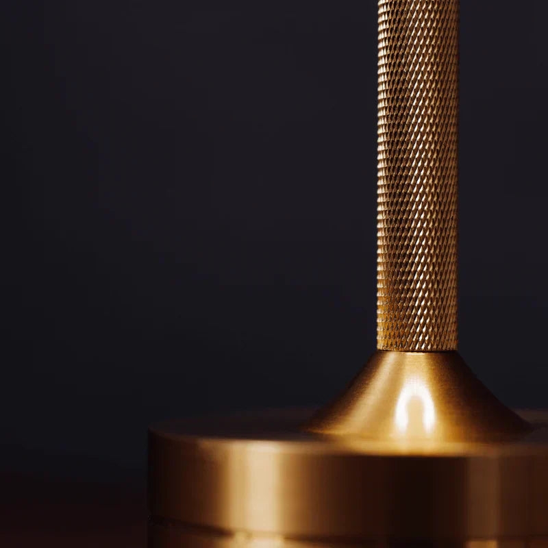 Savoy Elegance Wireless Table Lamp D805