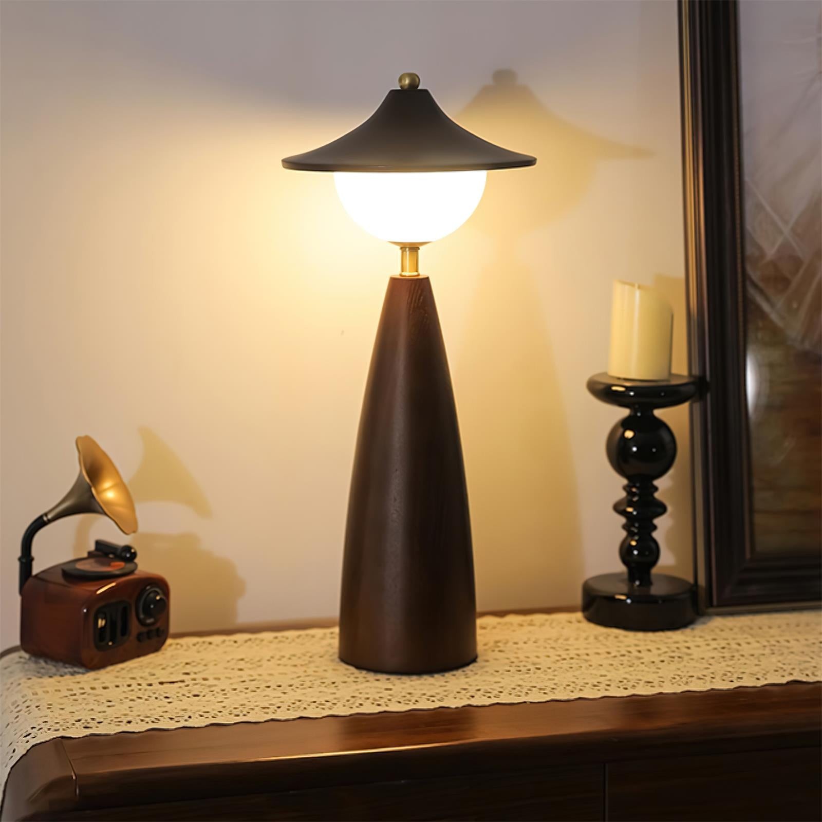 French Retro LED Bedside Table Lamp for Bedroom M326