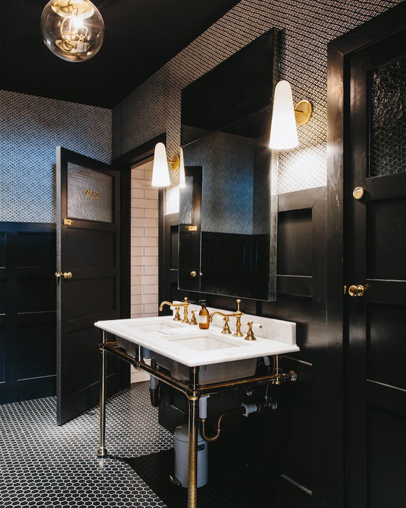 Nordic Simple Light Luxury Brass Wall Lamp M131