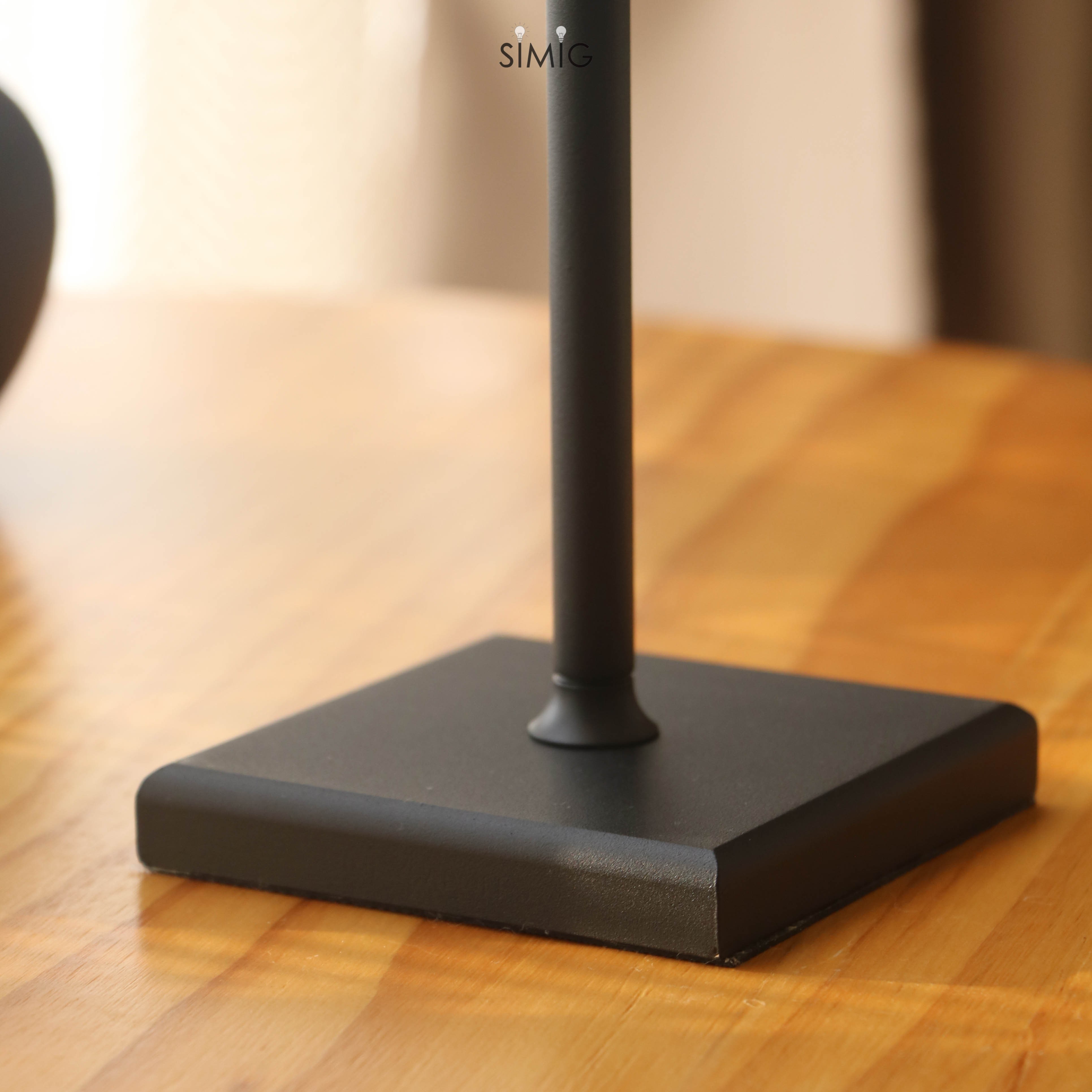 Cordless Rechargeable LED Table Lamp S11