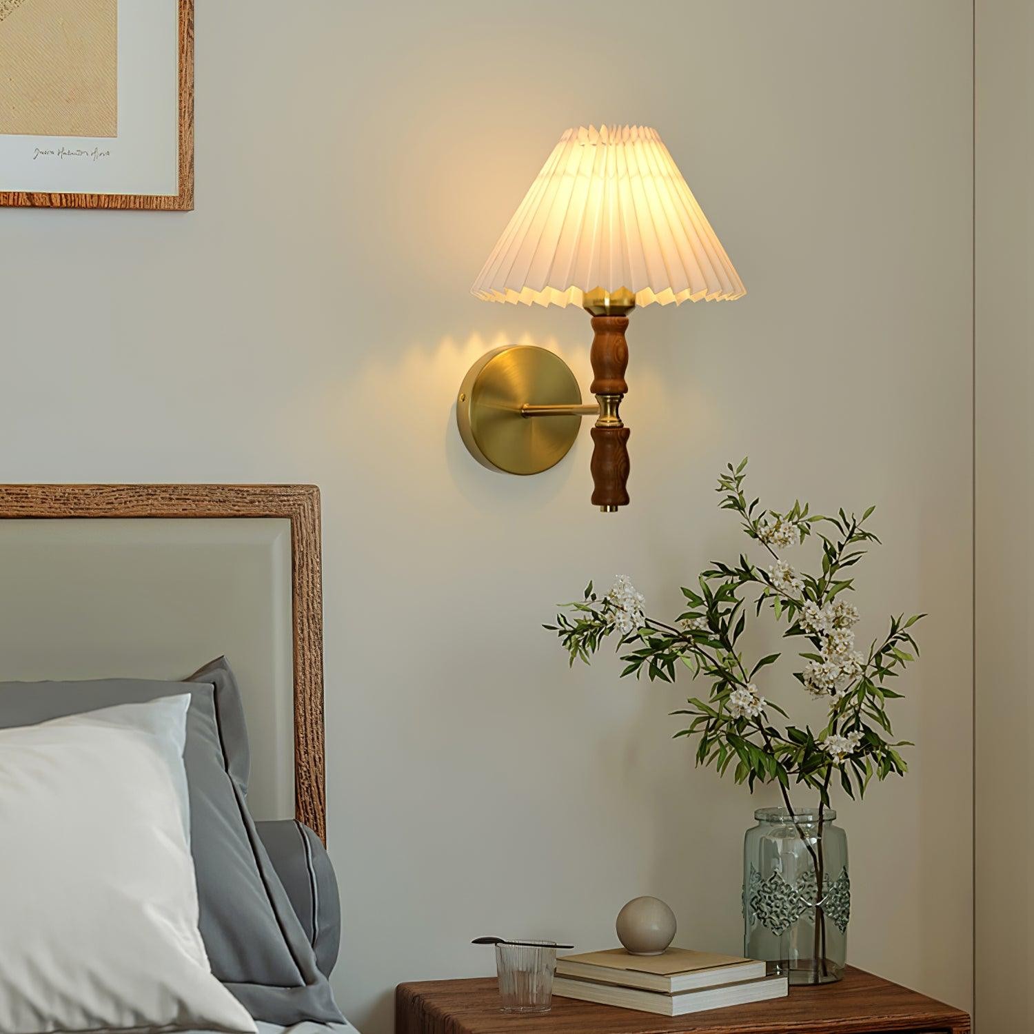 Japanese Retro Walnut Atmosphere Wall Light For Bedroom M436