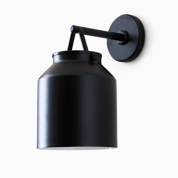 Hanton Minimalist Outdoor Wall Light - Matte Metal Industrial Sconce for Modern Spaces T154