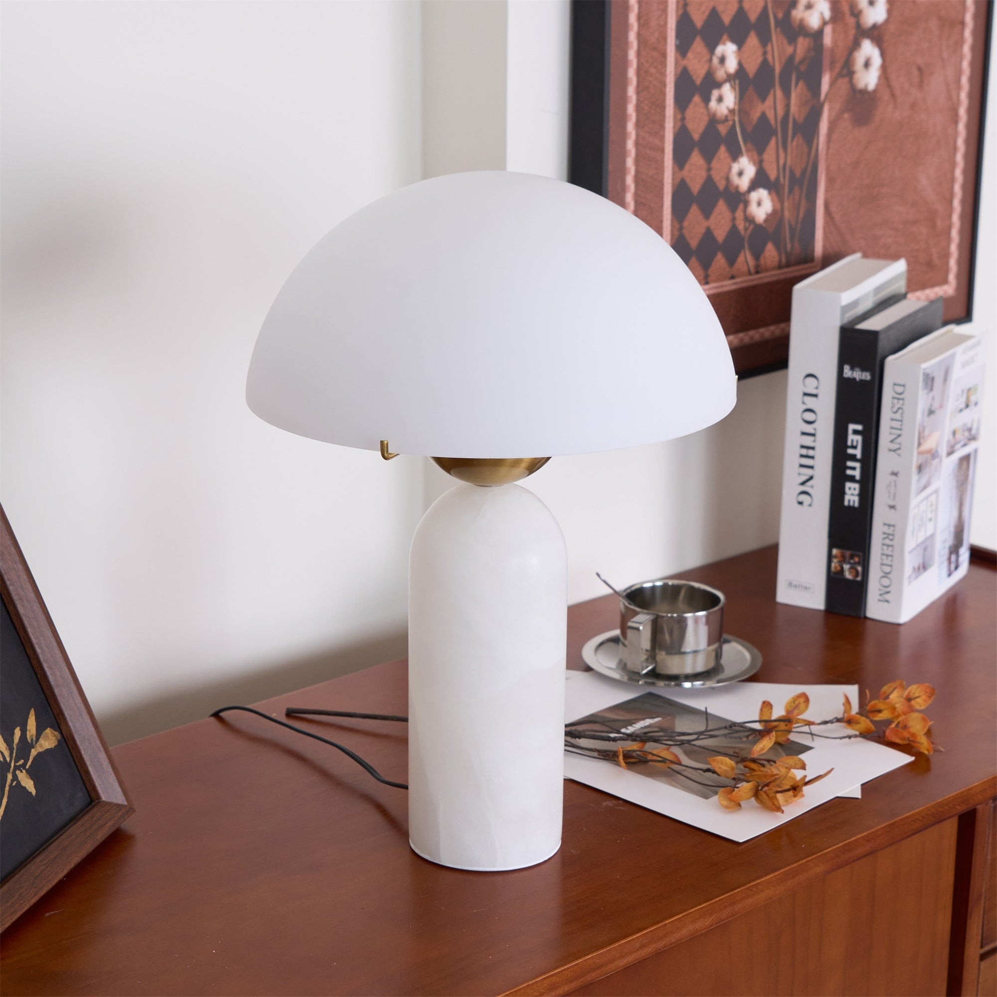 Nordic Simple Creative Alabaster Glass Table Lamp M341