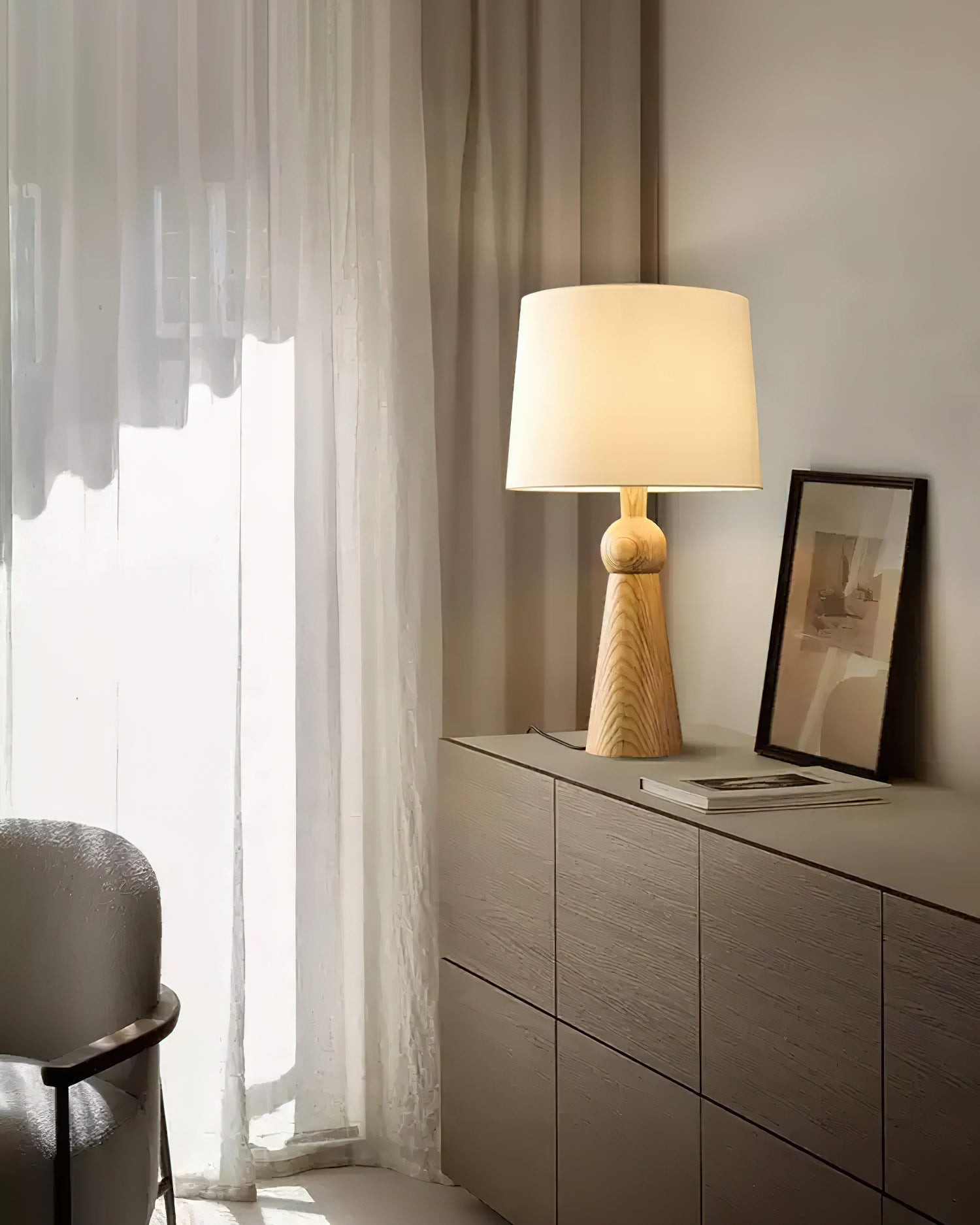 Nordic Retro Solid Wood Fabric Table Lamp M87
