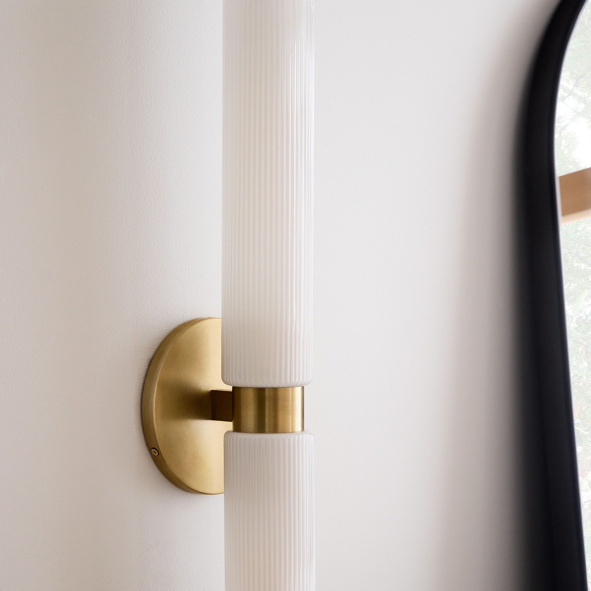 Rivora Fluted Glass Double Short Sconce - Indoor Outdoor Wall Light Elegance T095