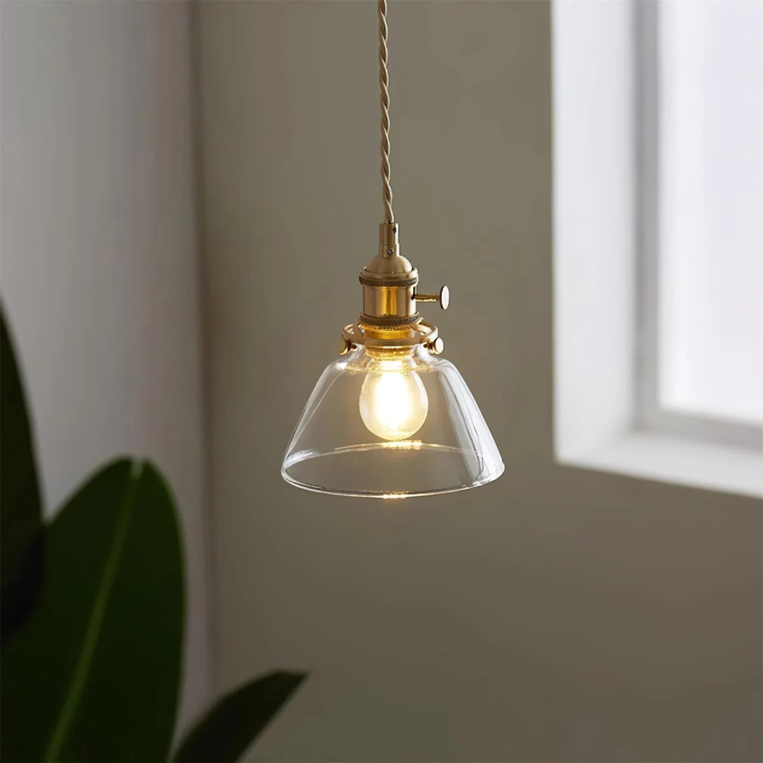 Jasmine Vintage Brass Glass Pendant Light D950