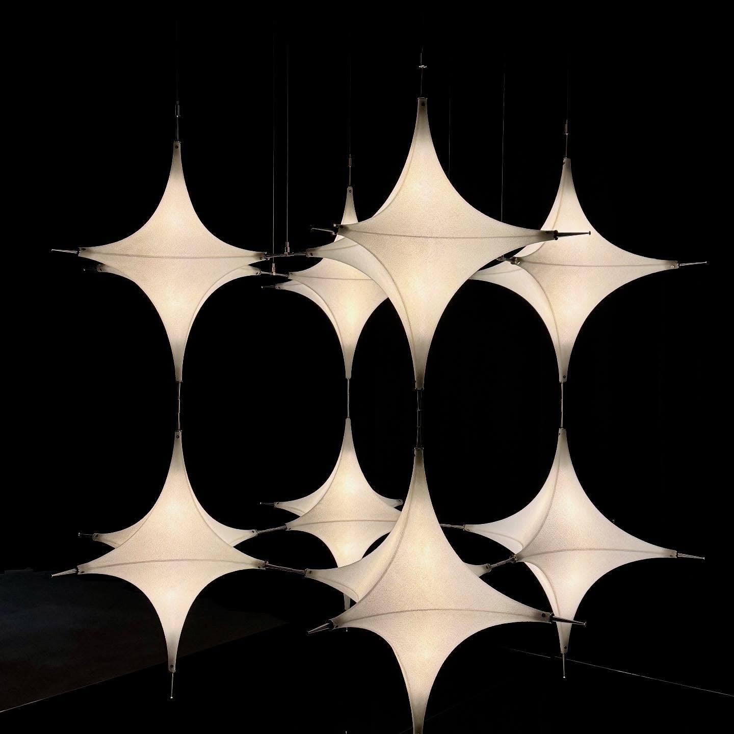 Polar Chandelier D703